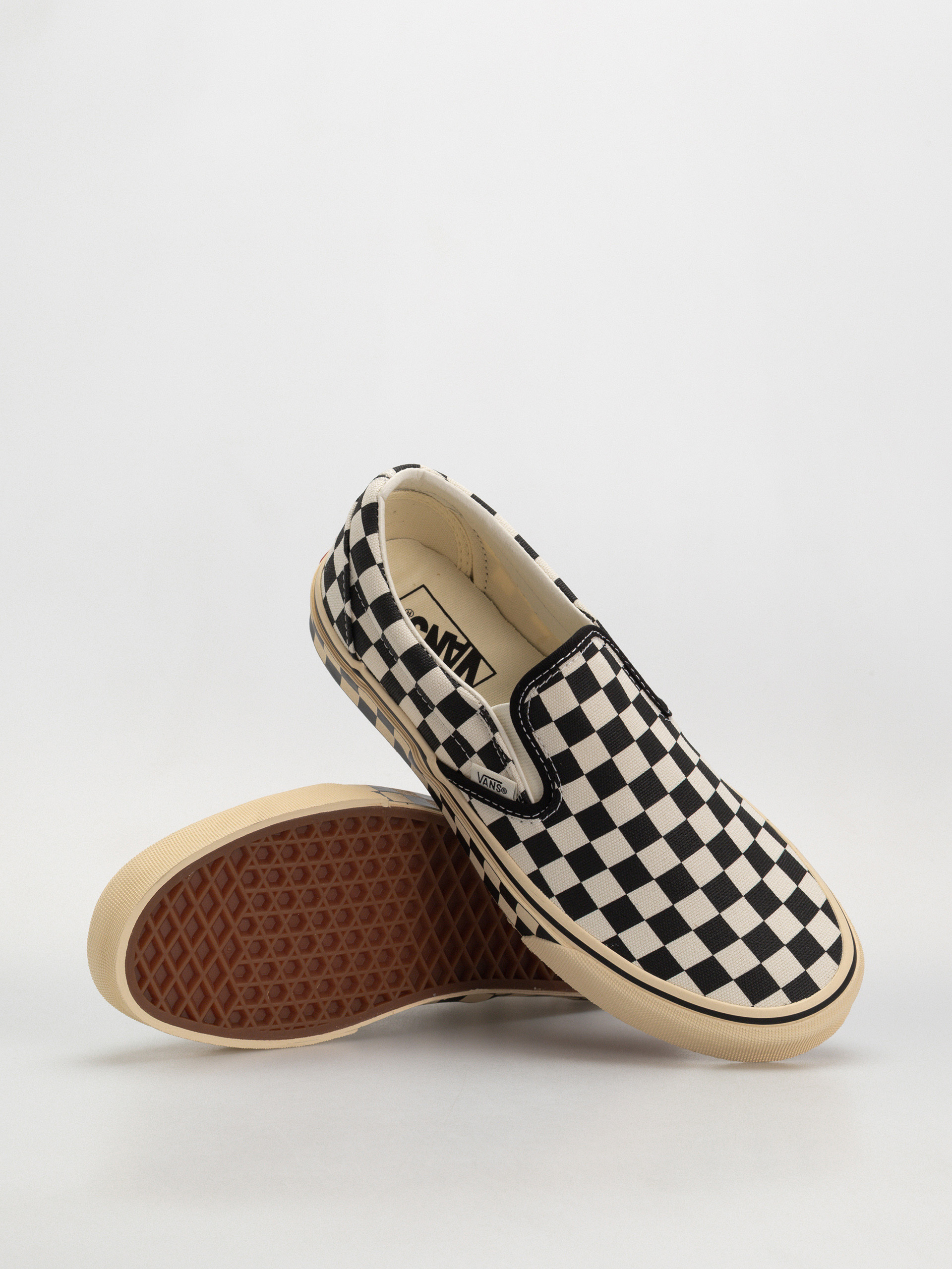 Обувки Vans Classic Slip On (black/marshmllw)