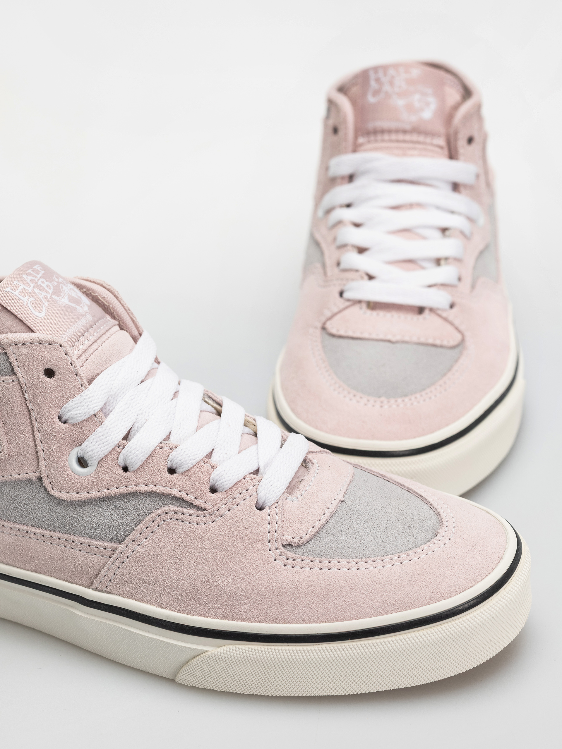Обувки Vans Half Cab Decon (pale petal pink)