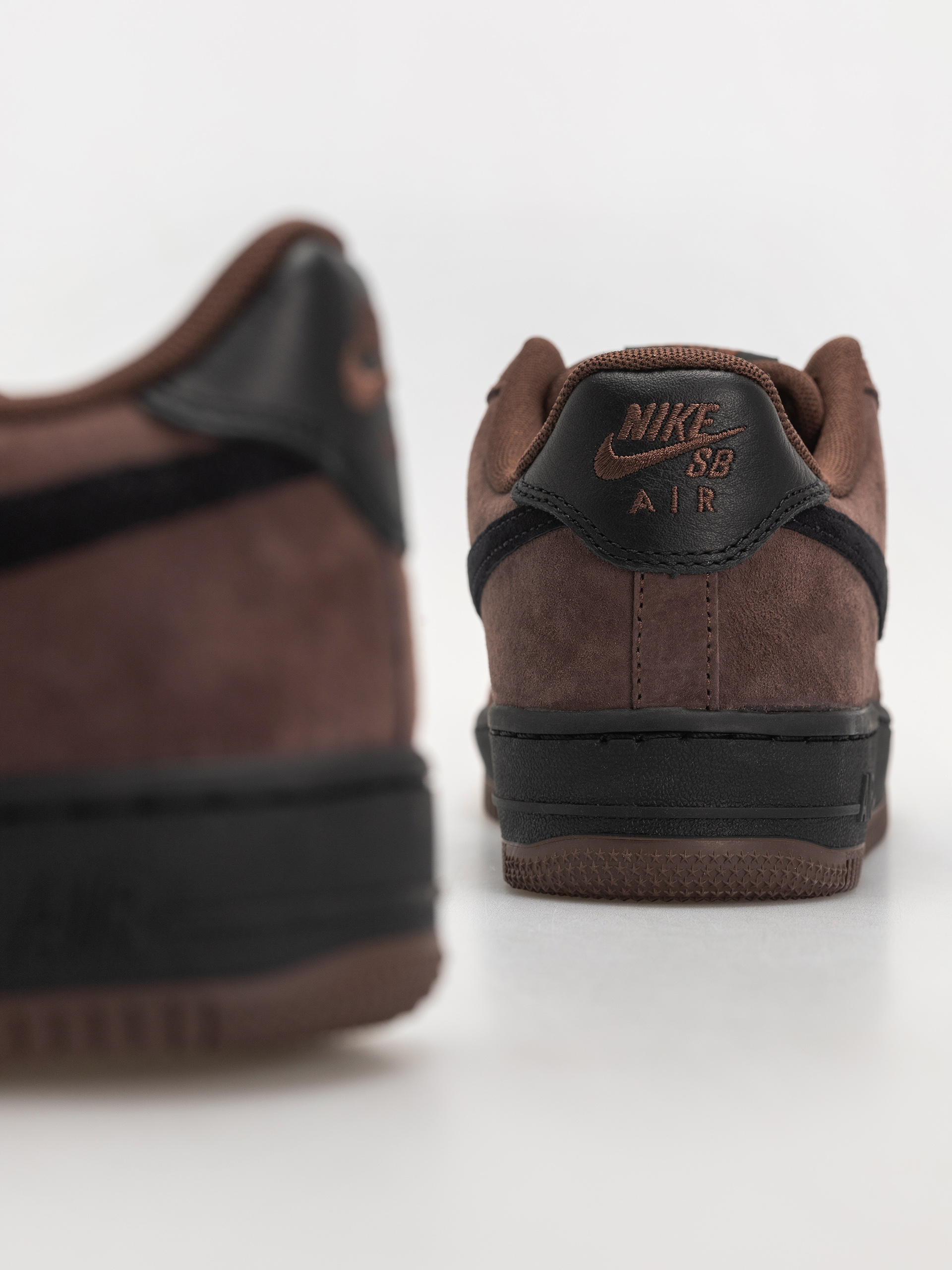 Обувки Nike SB Air Force 1 (lt chocolate/black lt chocolate)