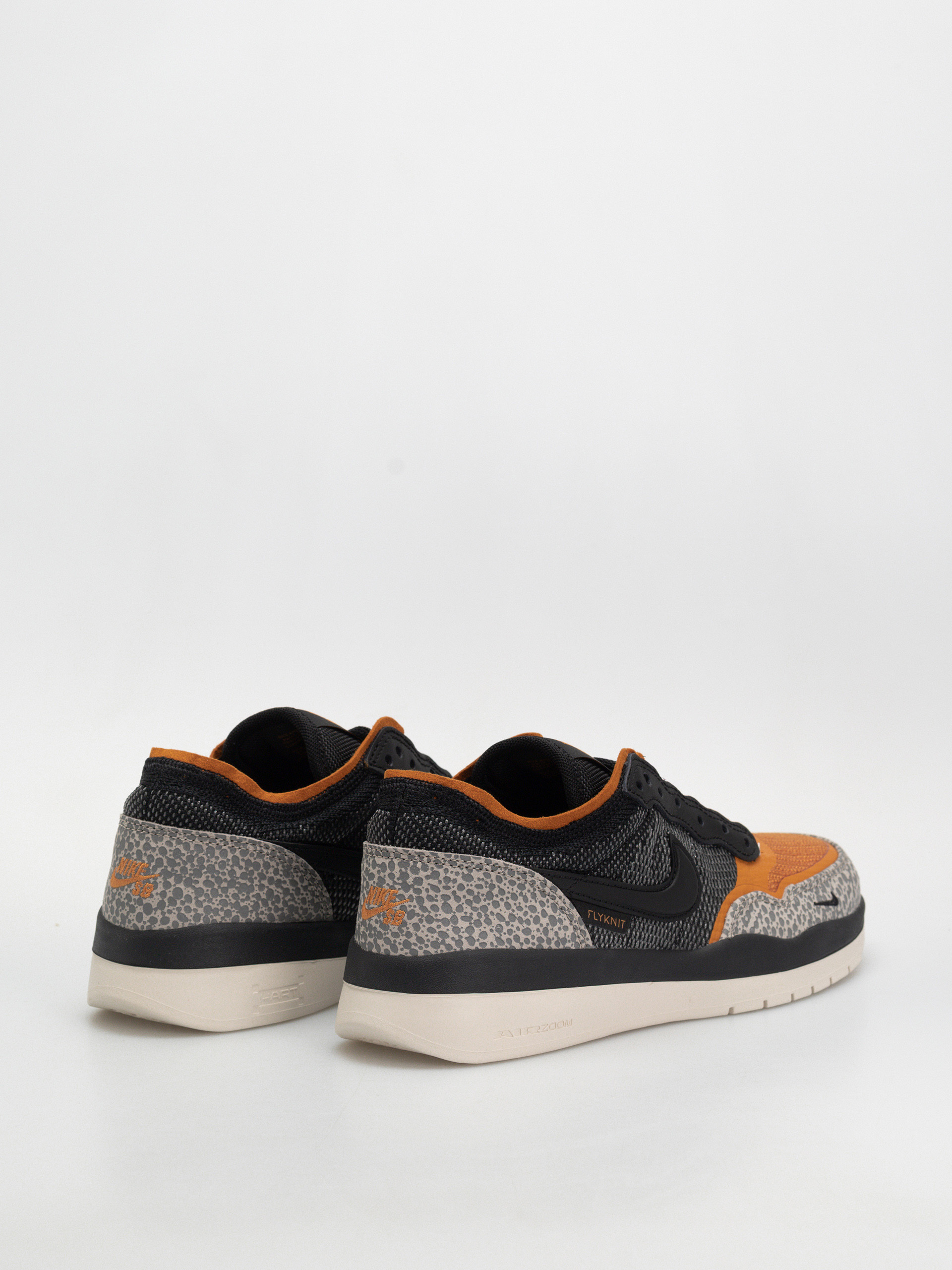 Обувки Nike SB PS8 (cobblestone/black monarch lt orewood brn)