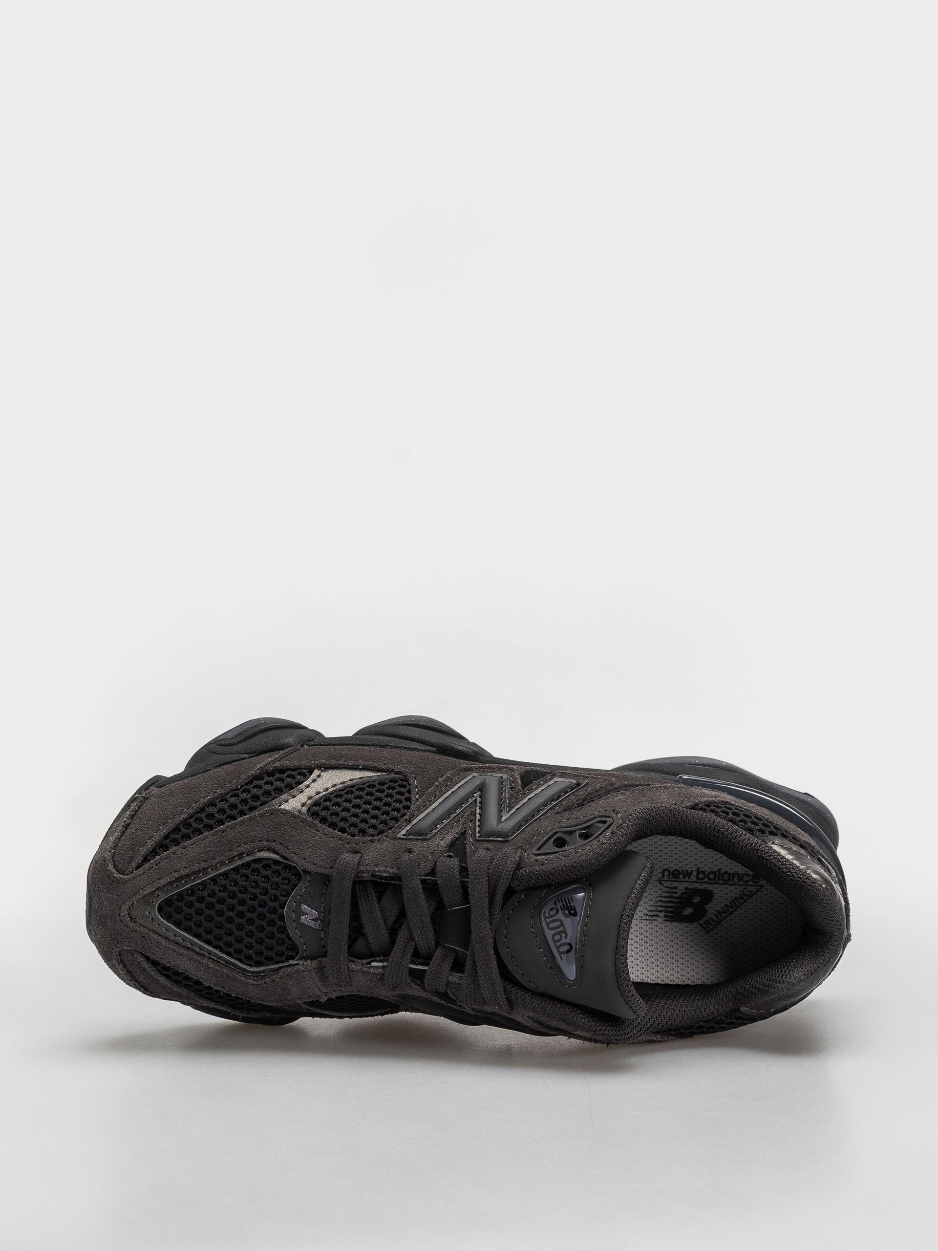 Обувки New Balance 9060 JR (black/neptune grey)