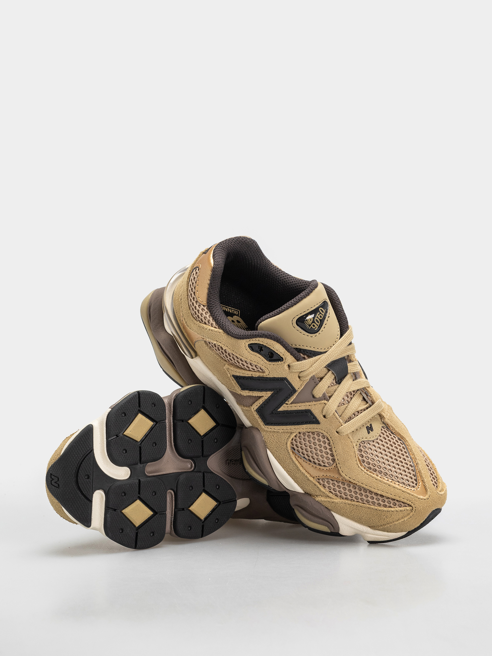 Обувки New Balance 9060 (quicksand/incense)