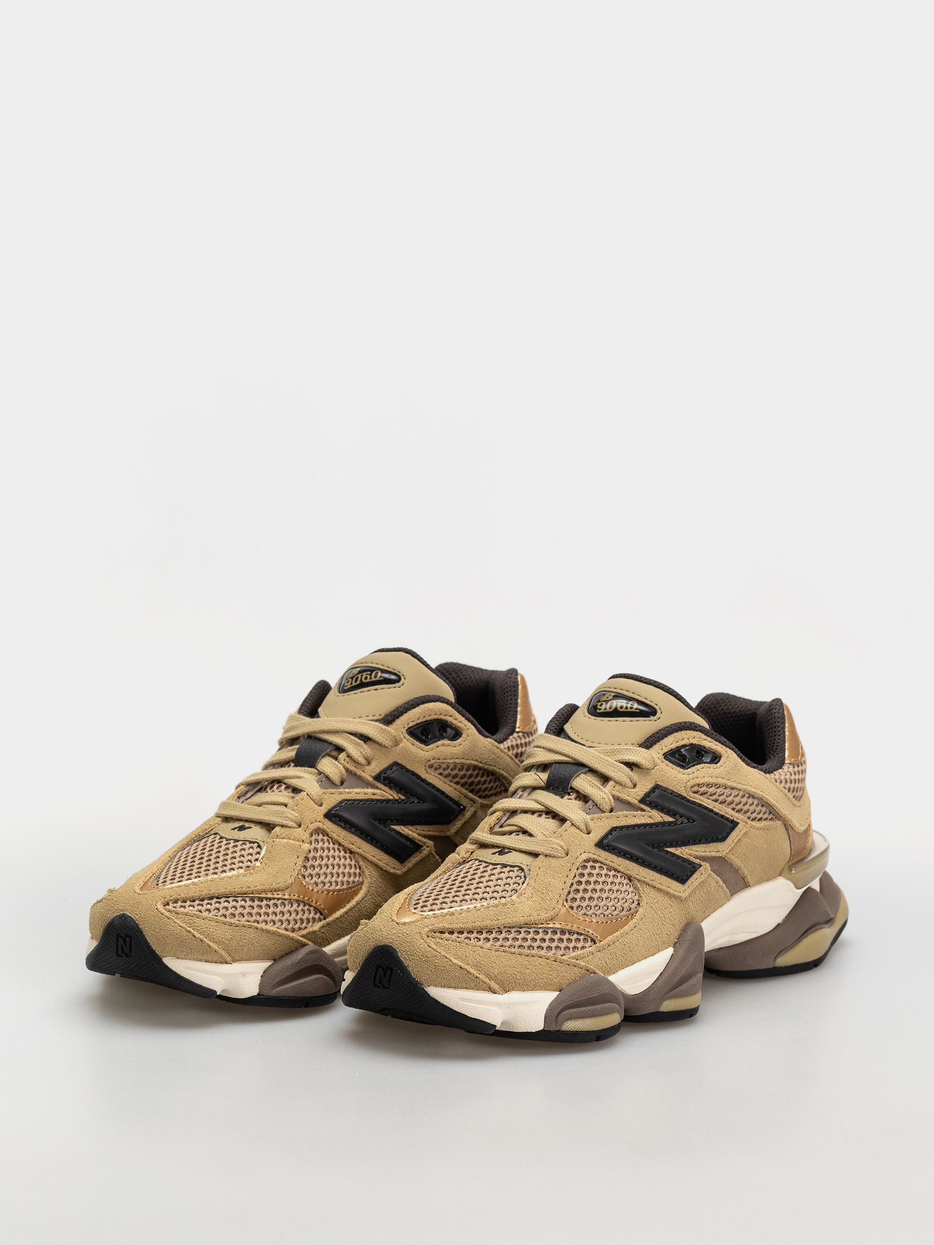 Обувки New Balance 9060 (quicksand/incense)