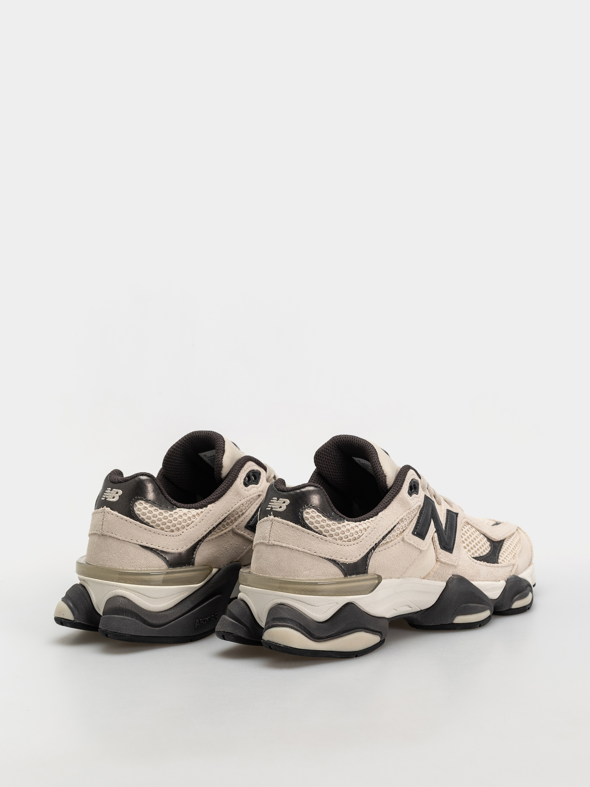 Обувки New Balance 9060 (timberwolf/black cement)