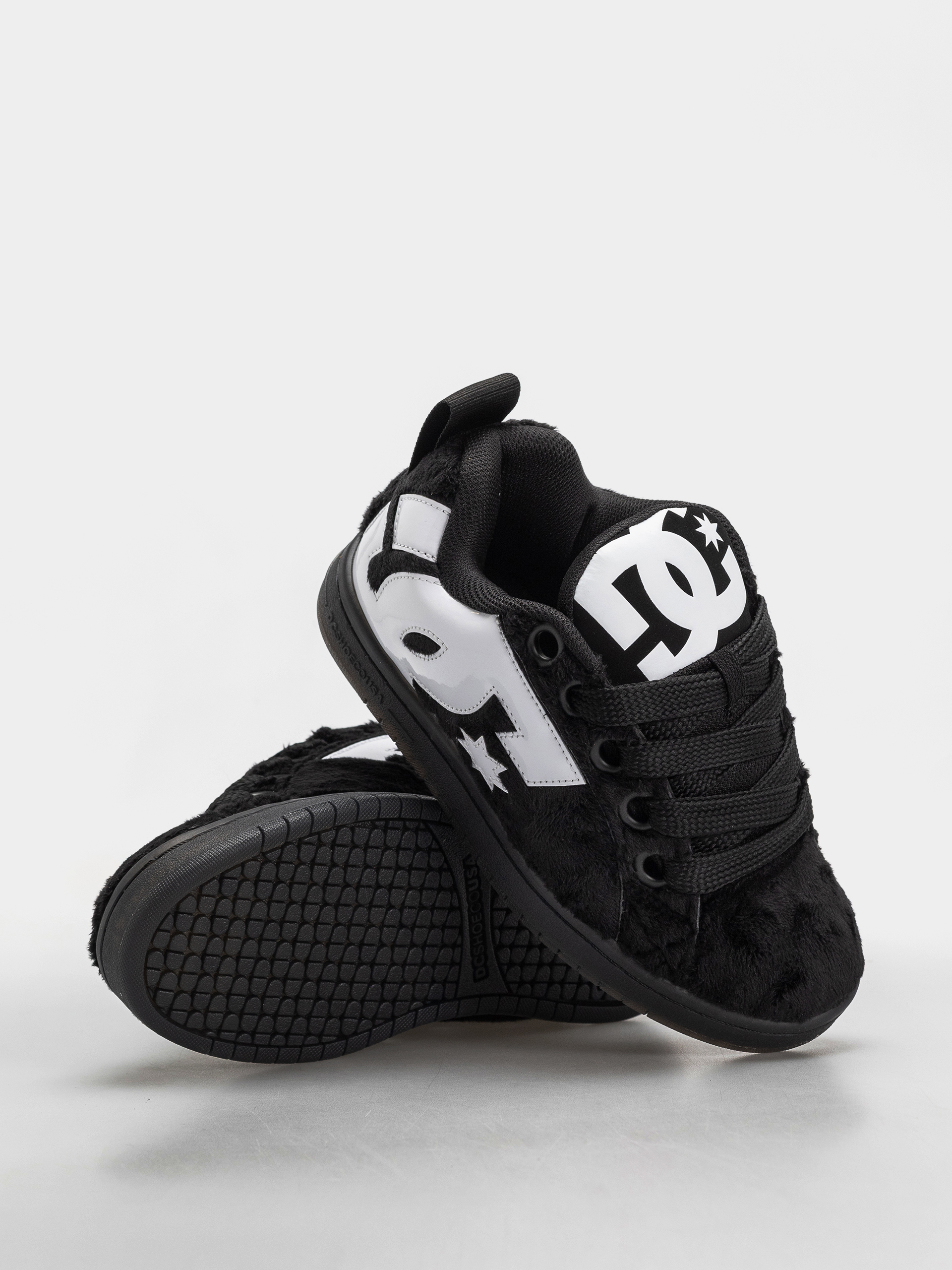Обувки DC Court Graffik Puff (black/black/white)