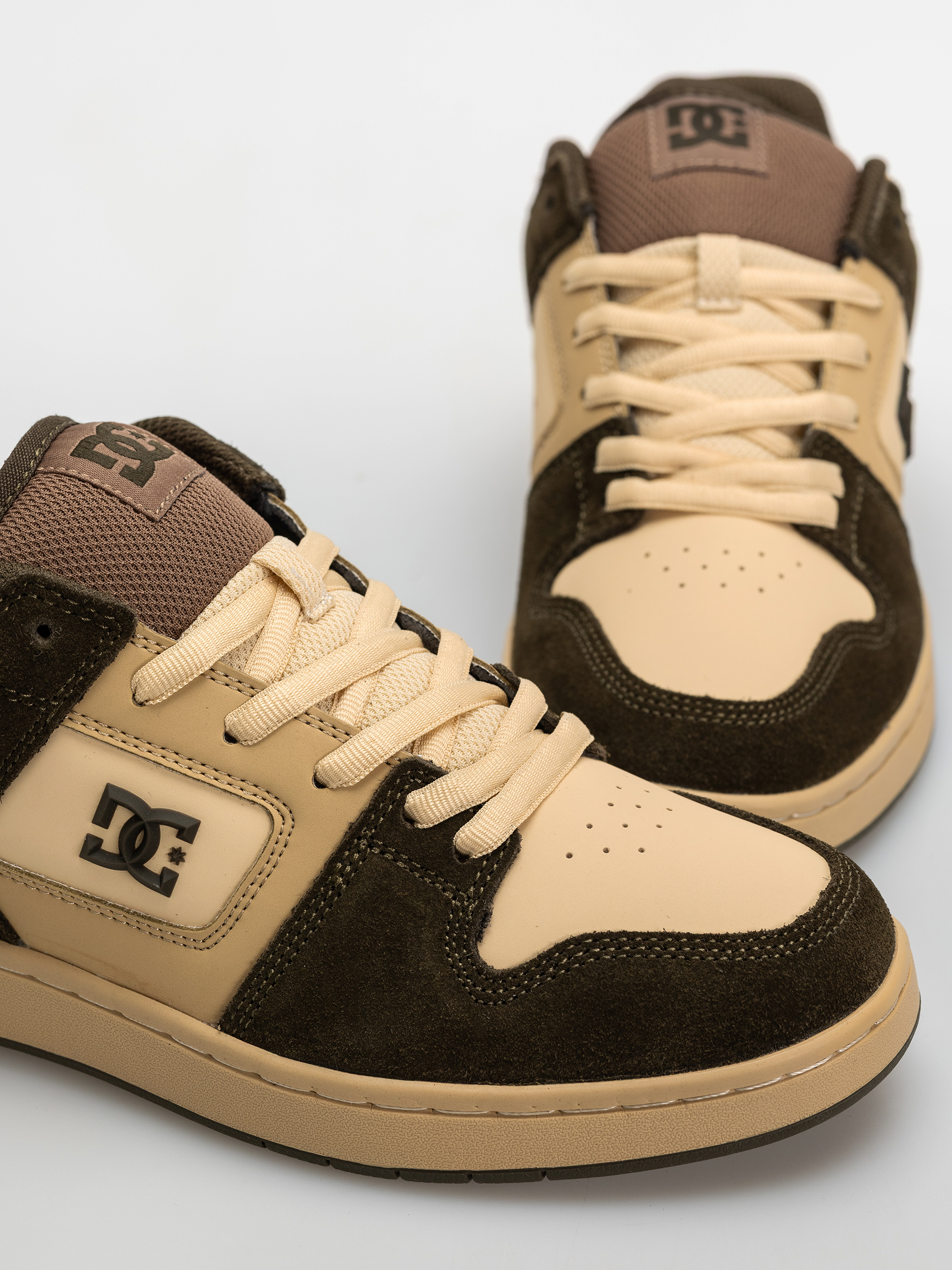 Обувки DC Manteca 4 S (olive/tan)