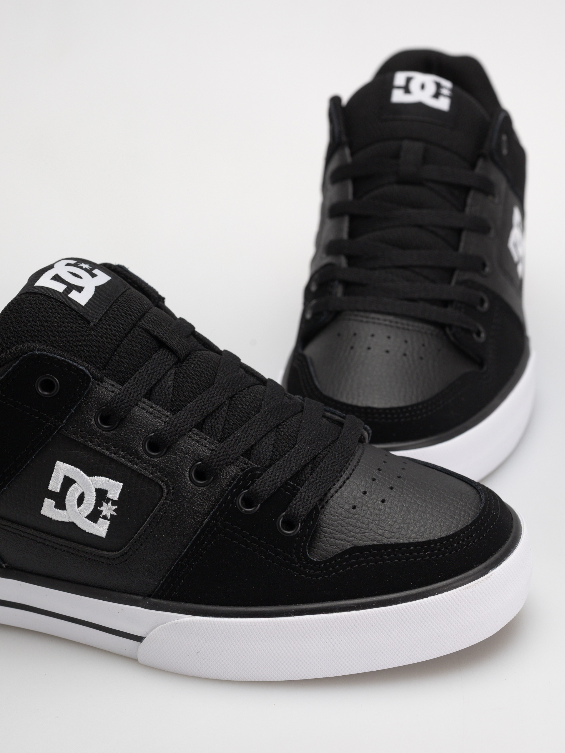 Обувки DC Pure (black/black/white)
