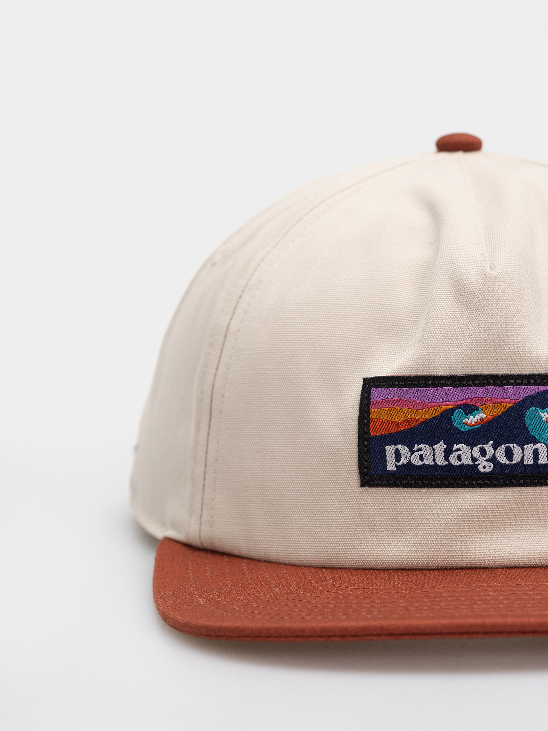Шапка с козирка Patagonia Boardshort Label Funfarer (pumice)