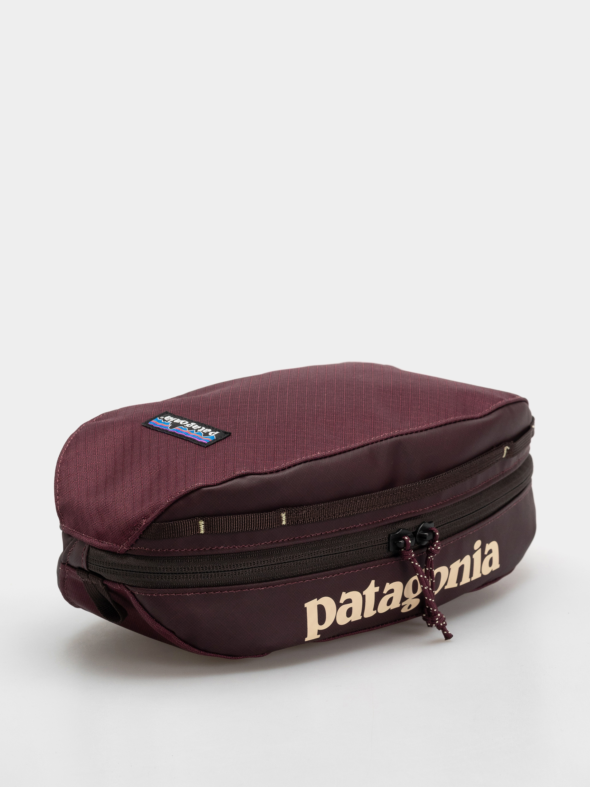 Козметична чантичка Patagonia Black Hole Cube 3L