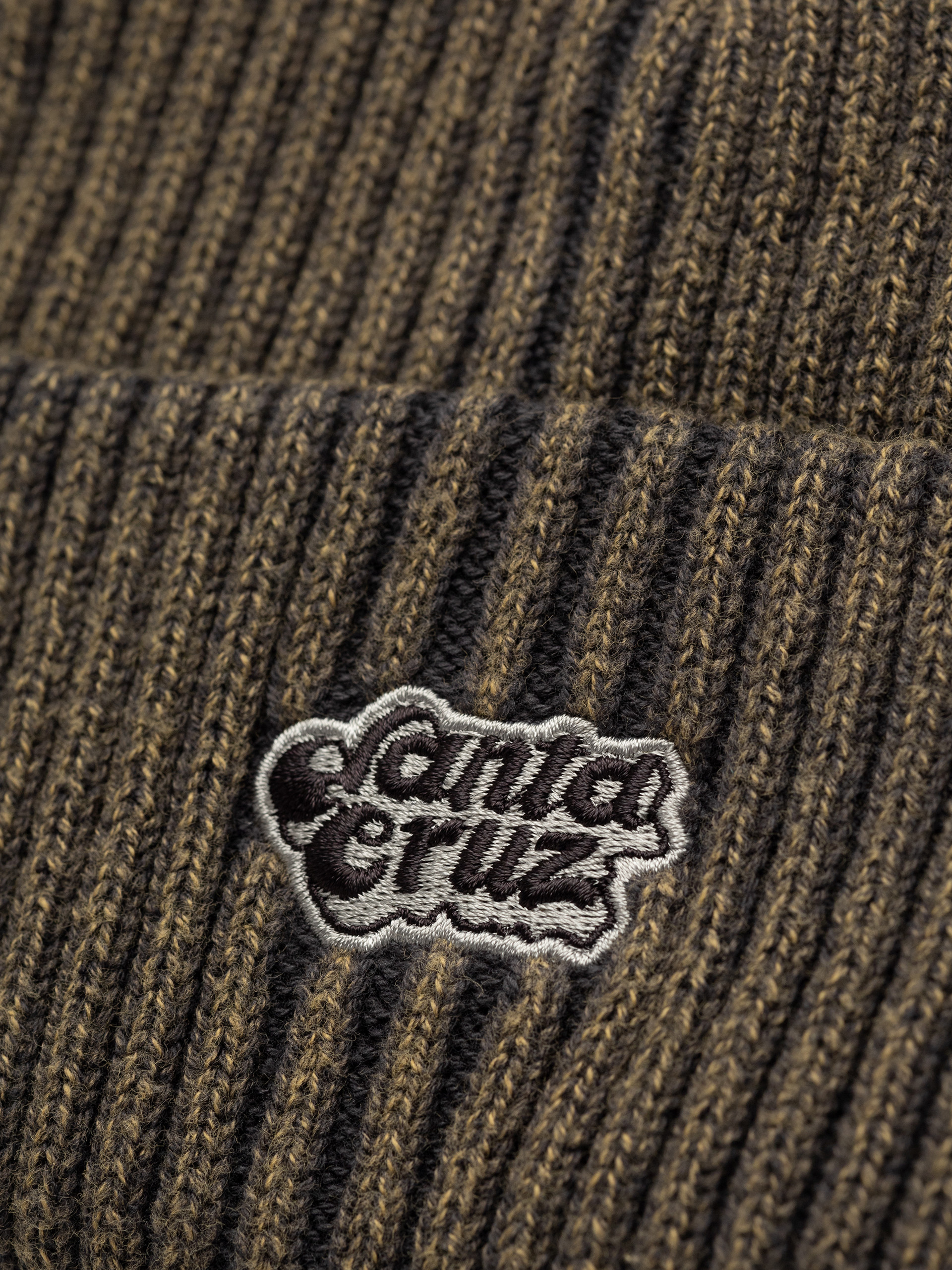 Шапка Santa Cruz Groovy Stack Wmn (charcoal wash)