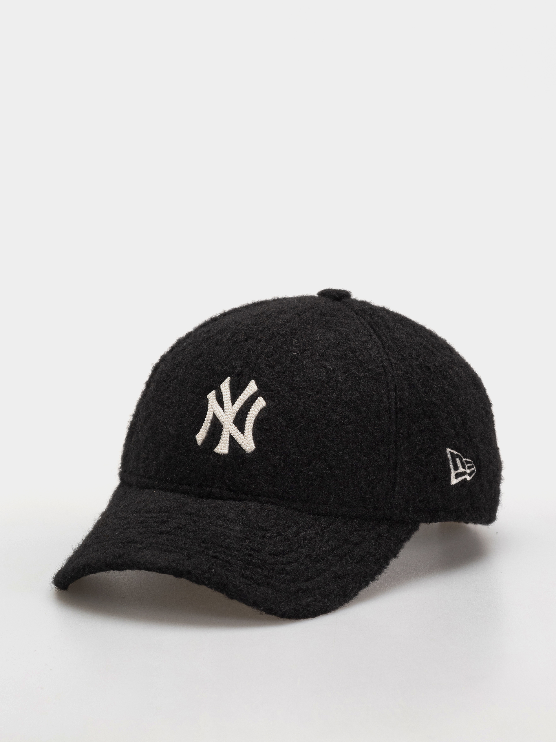 Шапка с козирка New Era Winter Borg 9Forty New York Yankees (black)