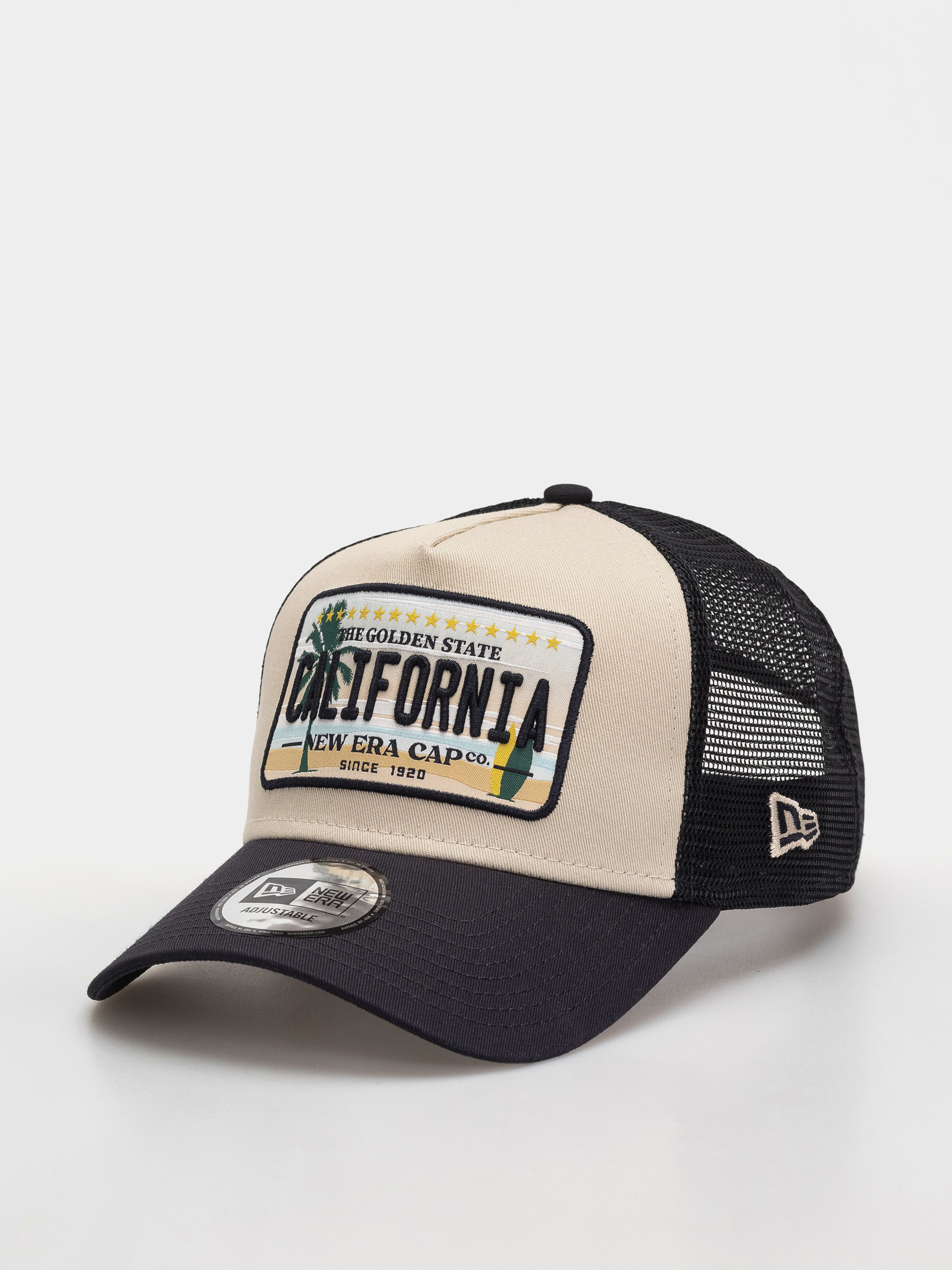 Шапка с козирка New Era Licence Plate Trucker (navy/stone)