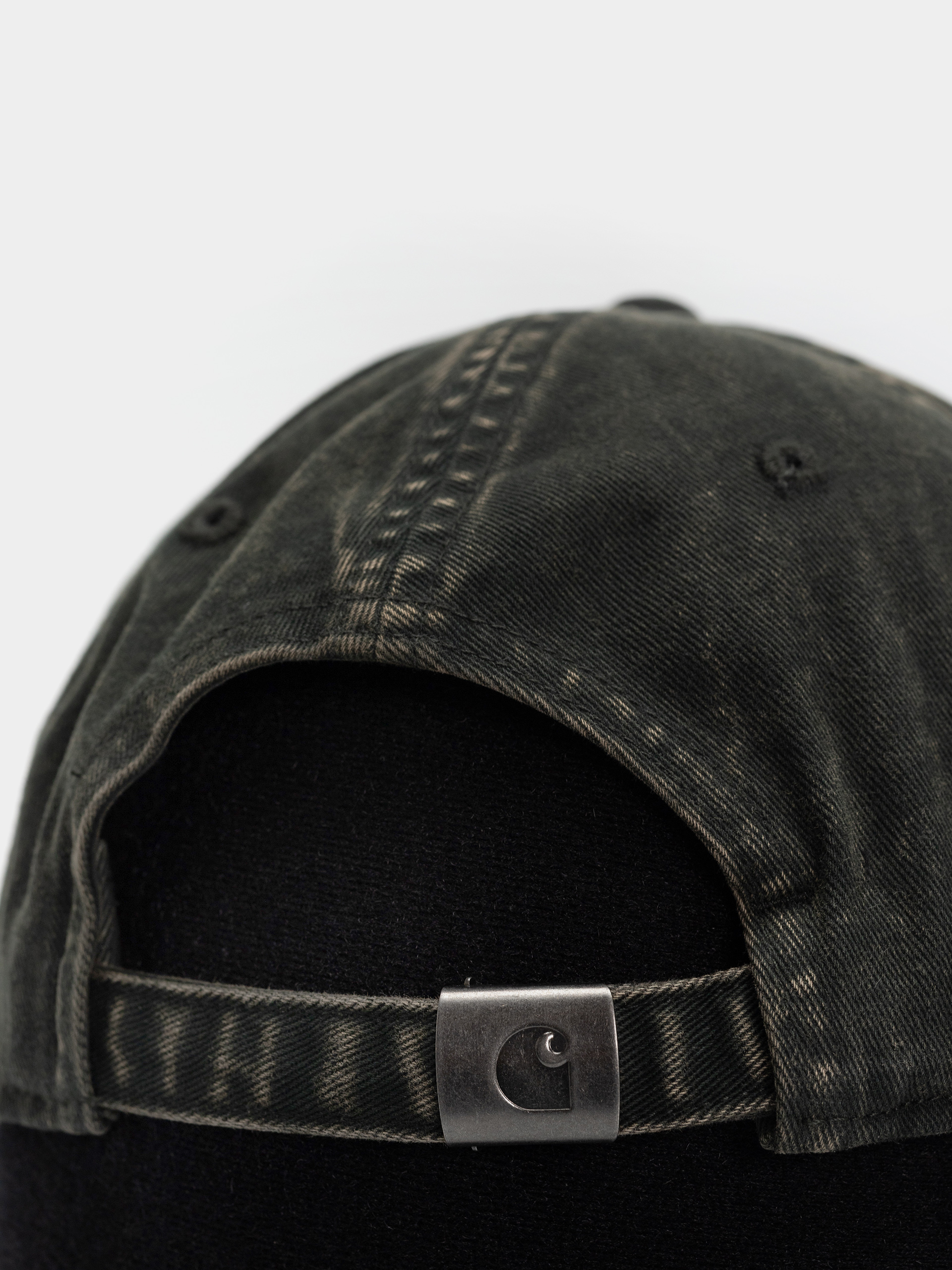 Шапка с козирка Carhartt WIP Lambert (raven/moon wash)