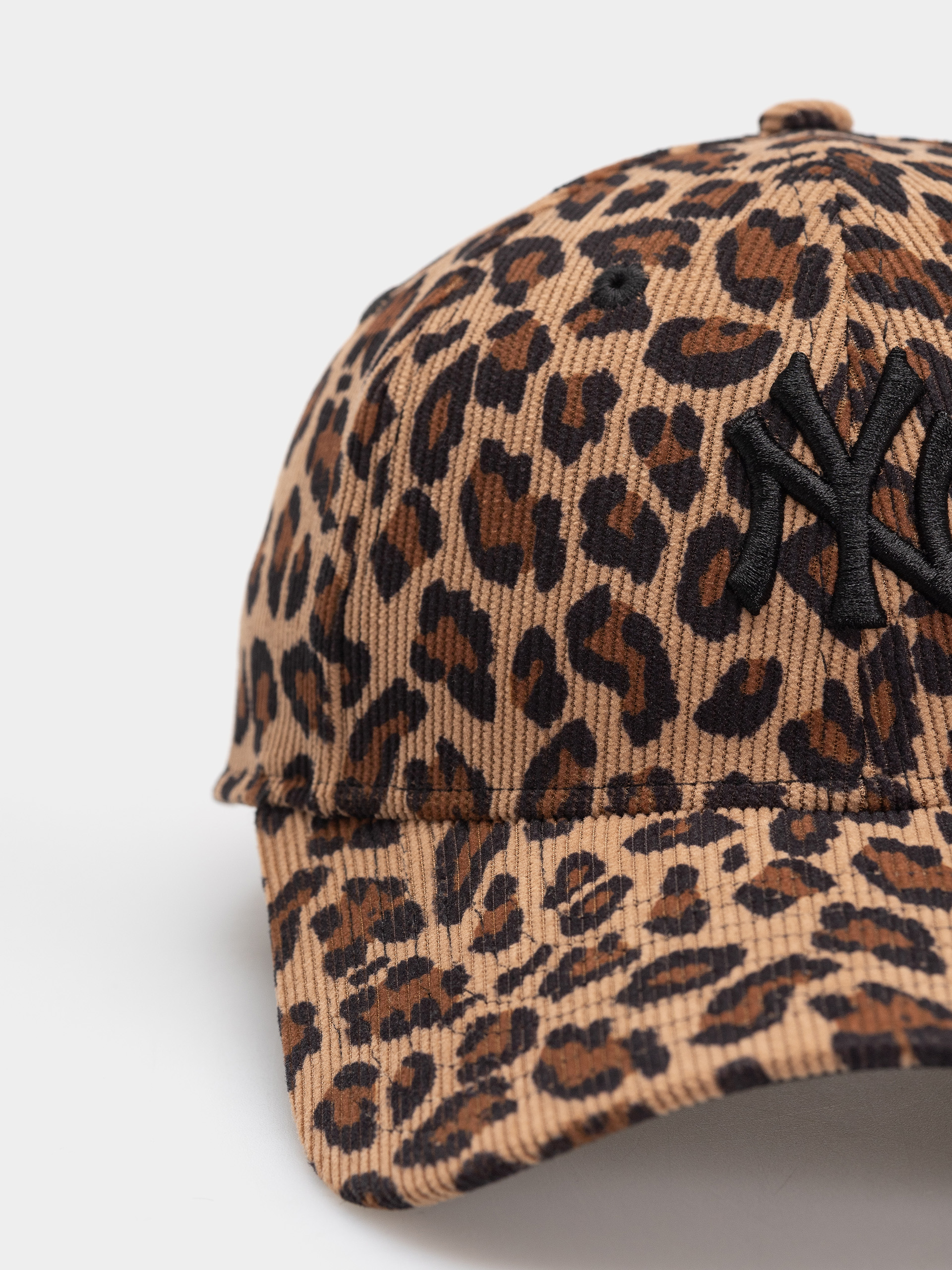 Шапка с козирка New Era Leopard Cord 9Forty New York Yankees Wmn (leo brown)