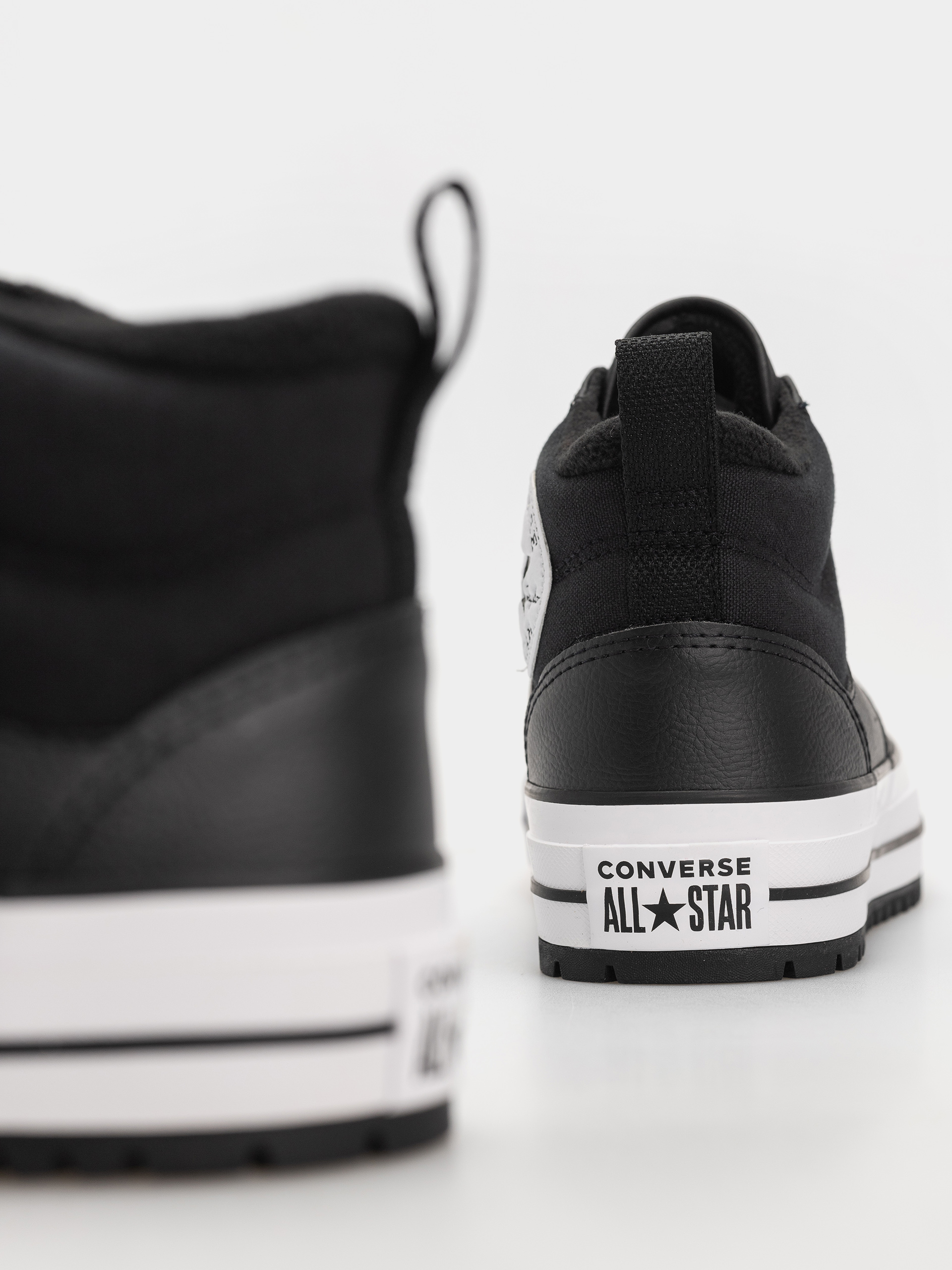 Обувки Converse Chuck Taylor All Star Malden Street Boot Mid (black/black)