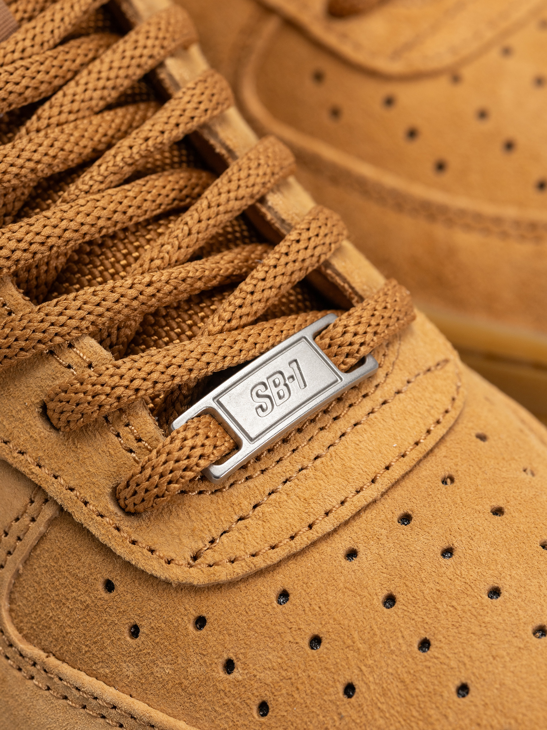 Обувки Nike SB Air Force 1 (flax/flax/black/gum light brown)