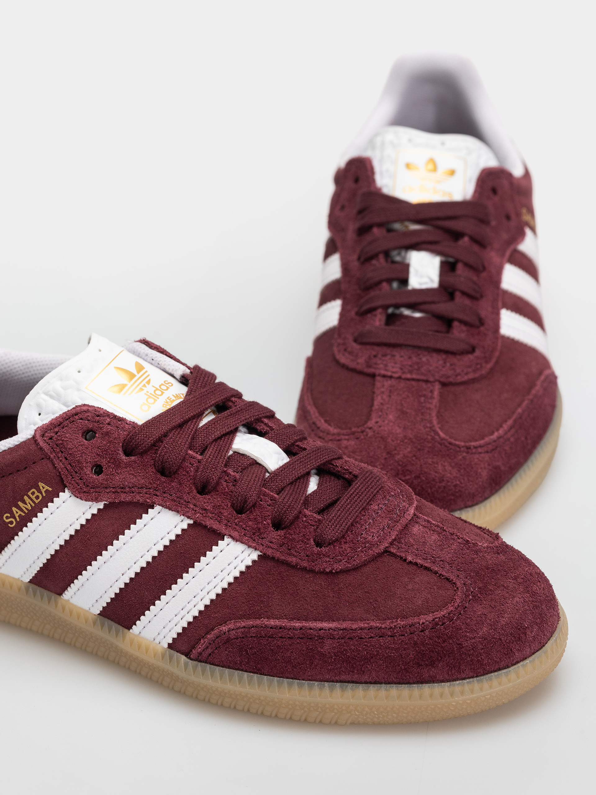 Обувки adidas Samba Adv (shared/ftwwht/maroon)