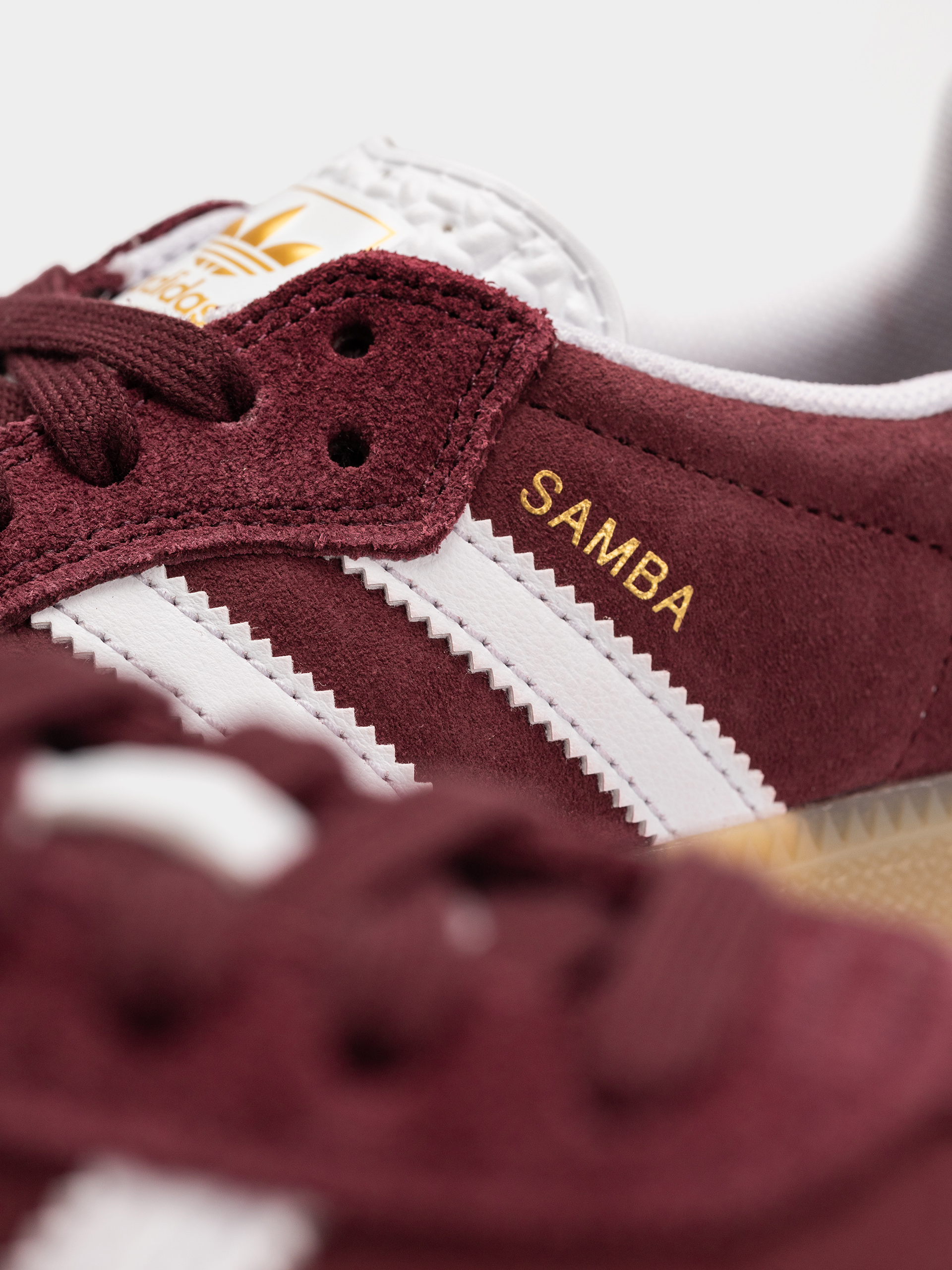 Обувки adidas Samba Adv (shared/ftwwht/maroon)