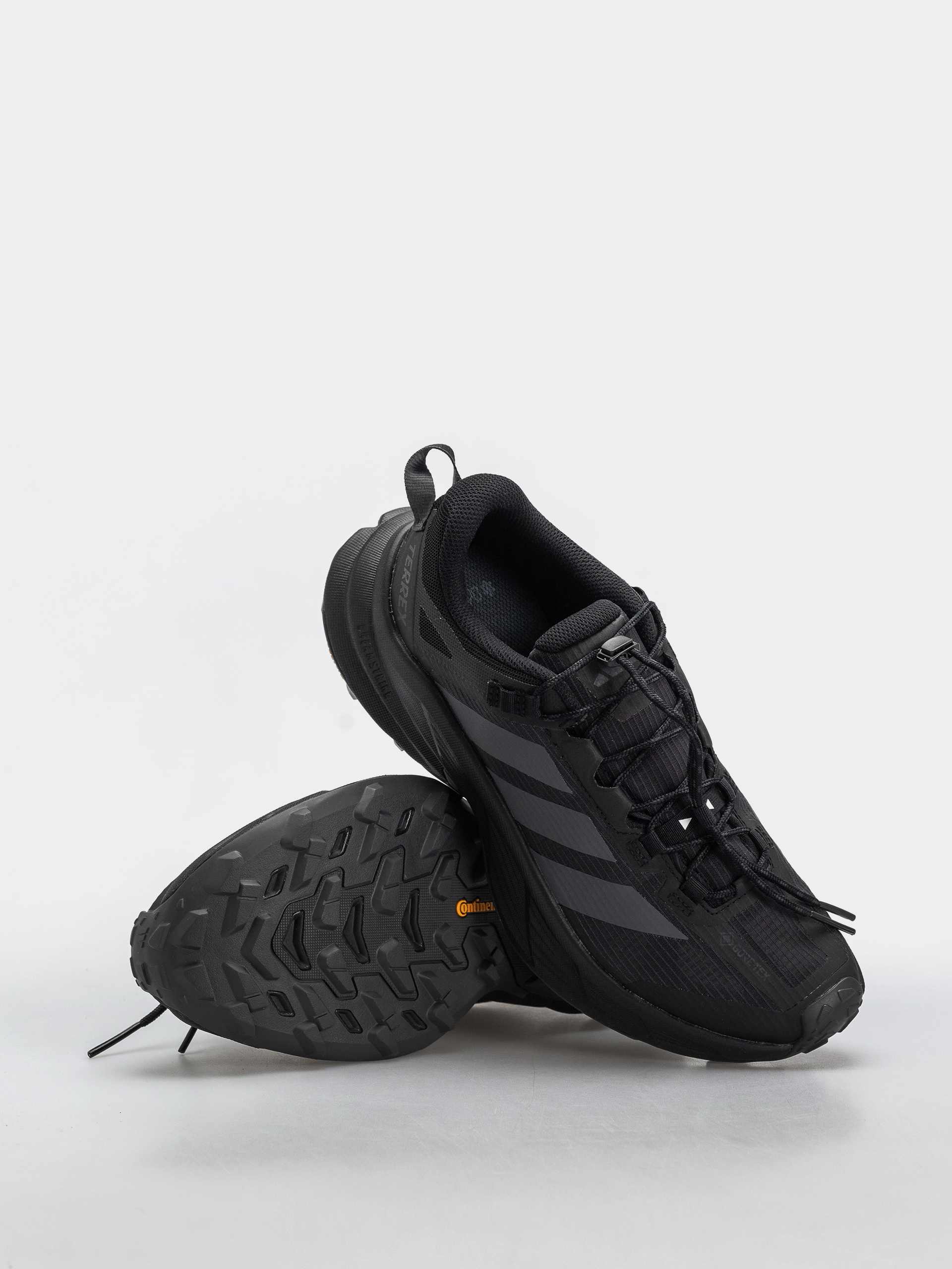 Обувки adidas Terrex Freehiker Sl (cblack/gresix/gresix)