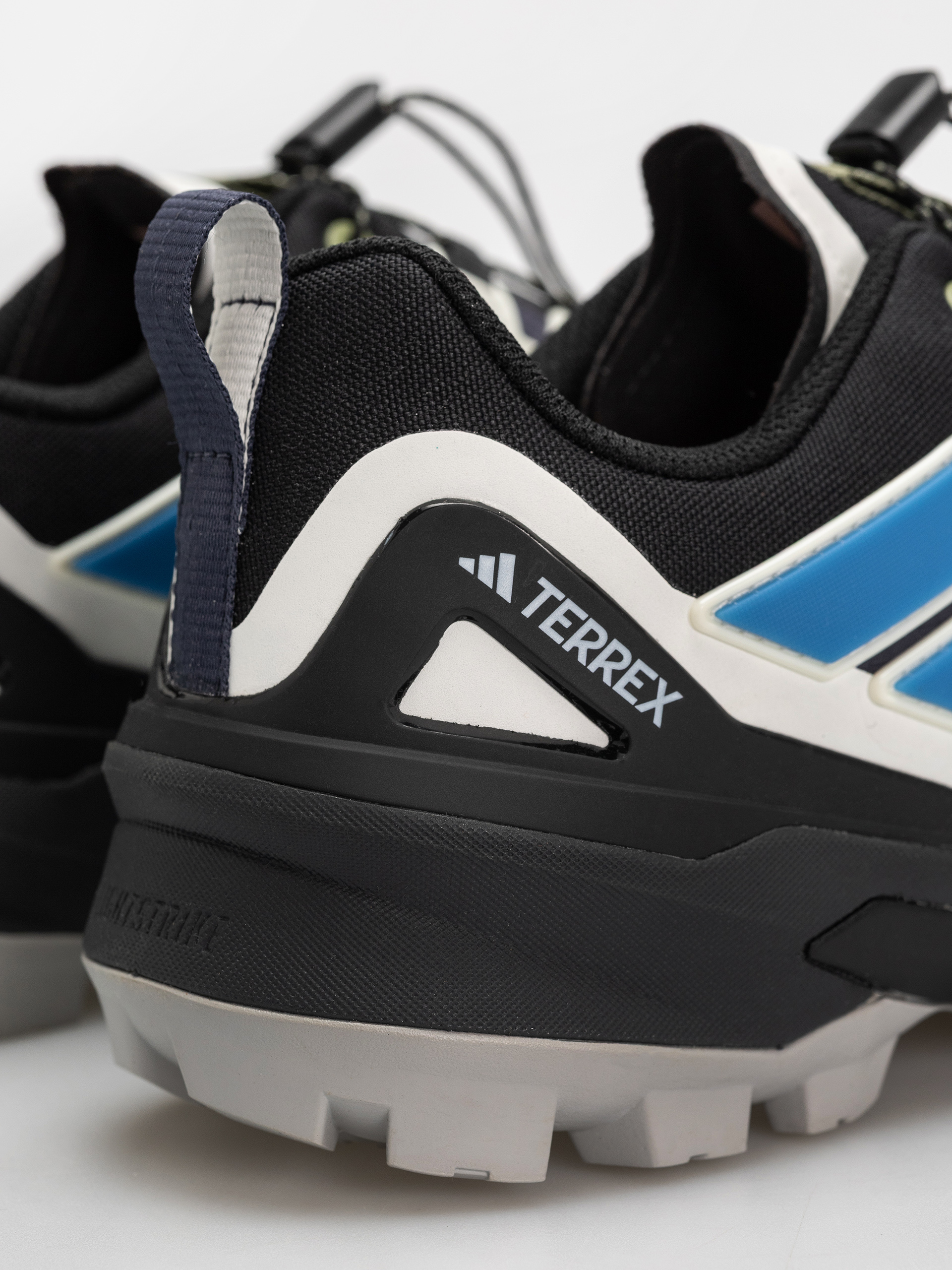 Обувки adidas Terrex Skychaser Gt (gretwo/cblack/shanav)