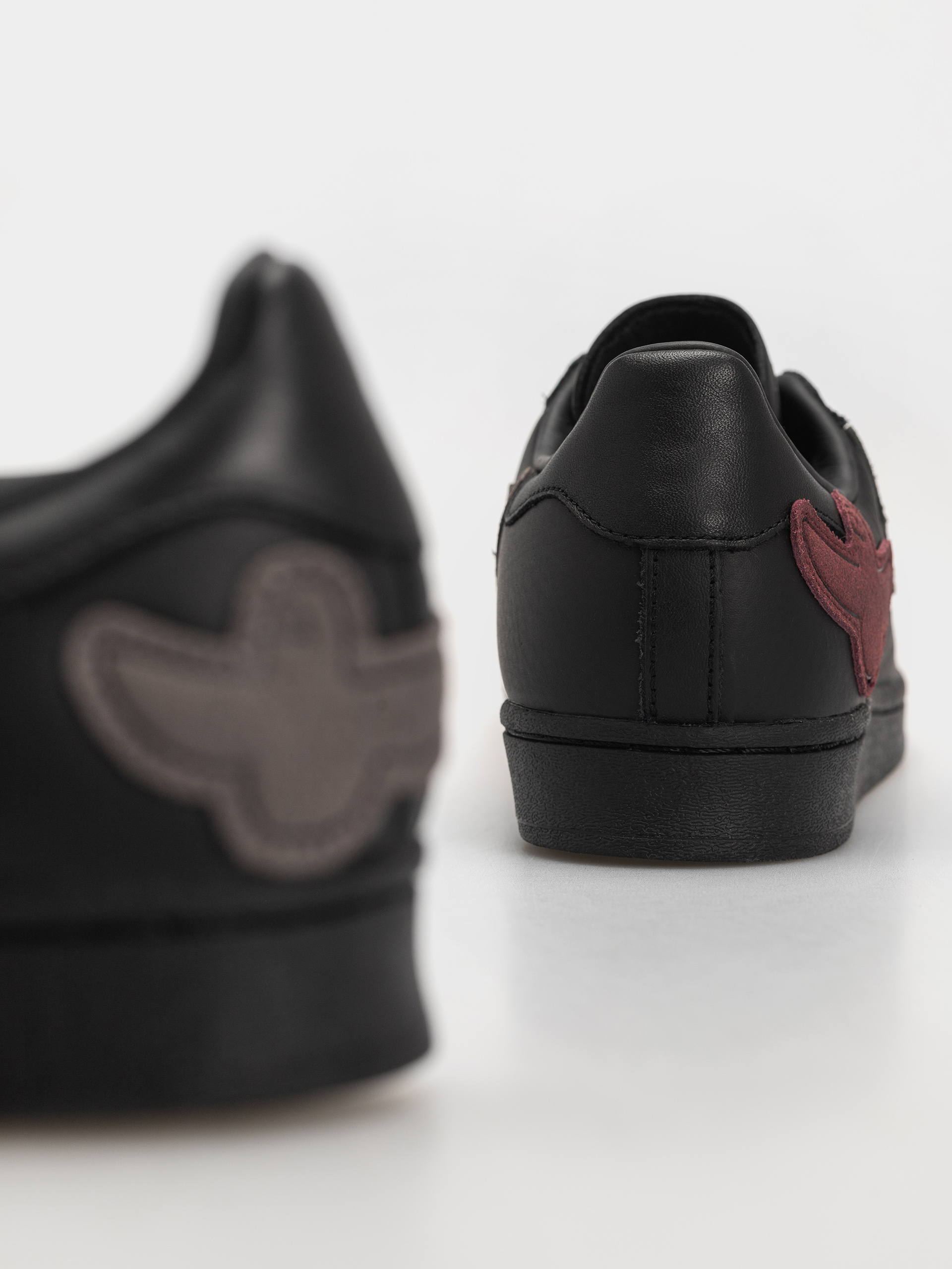 Обувки adidas X Gonz Superstar Adv (cblack/cblack/cblack)