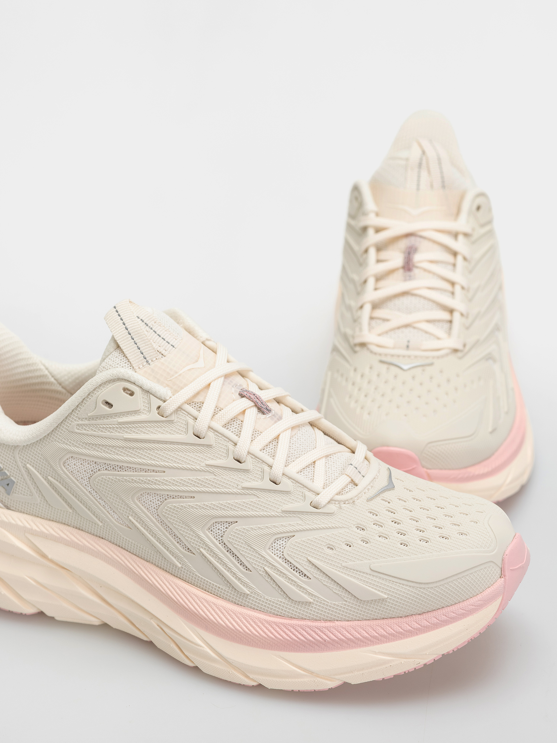 Обувки Hoka Clifton UTL Wmn (alabaster/dewy pink)