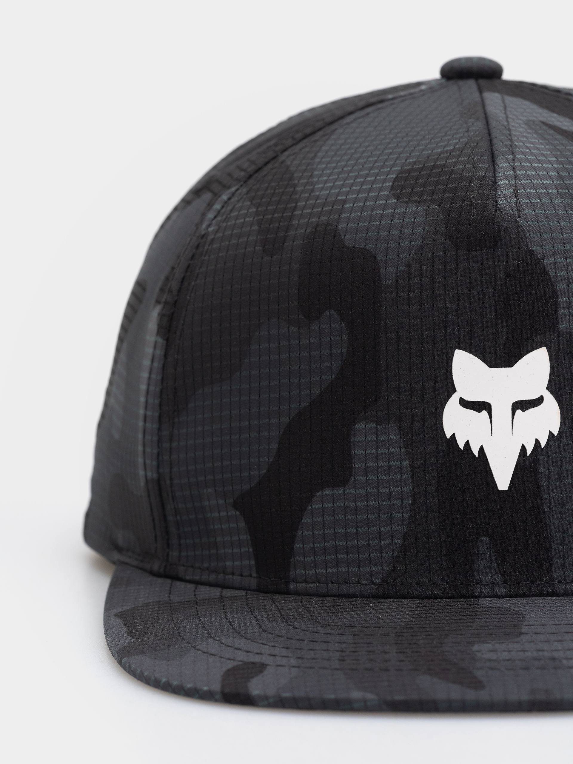 Шапка с козирка Fox Fox Head Camo Tech Snapback (black camo)