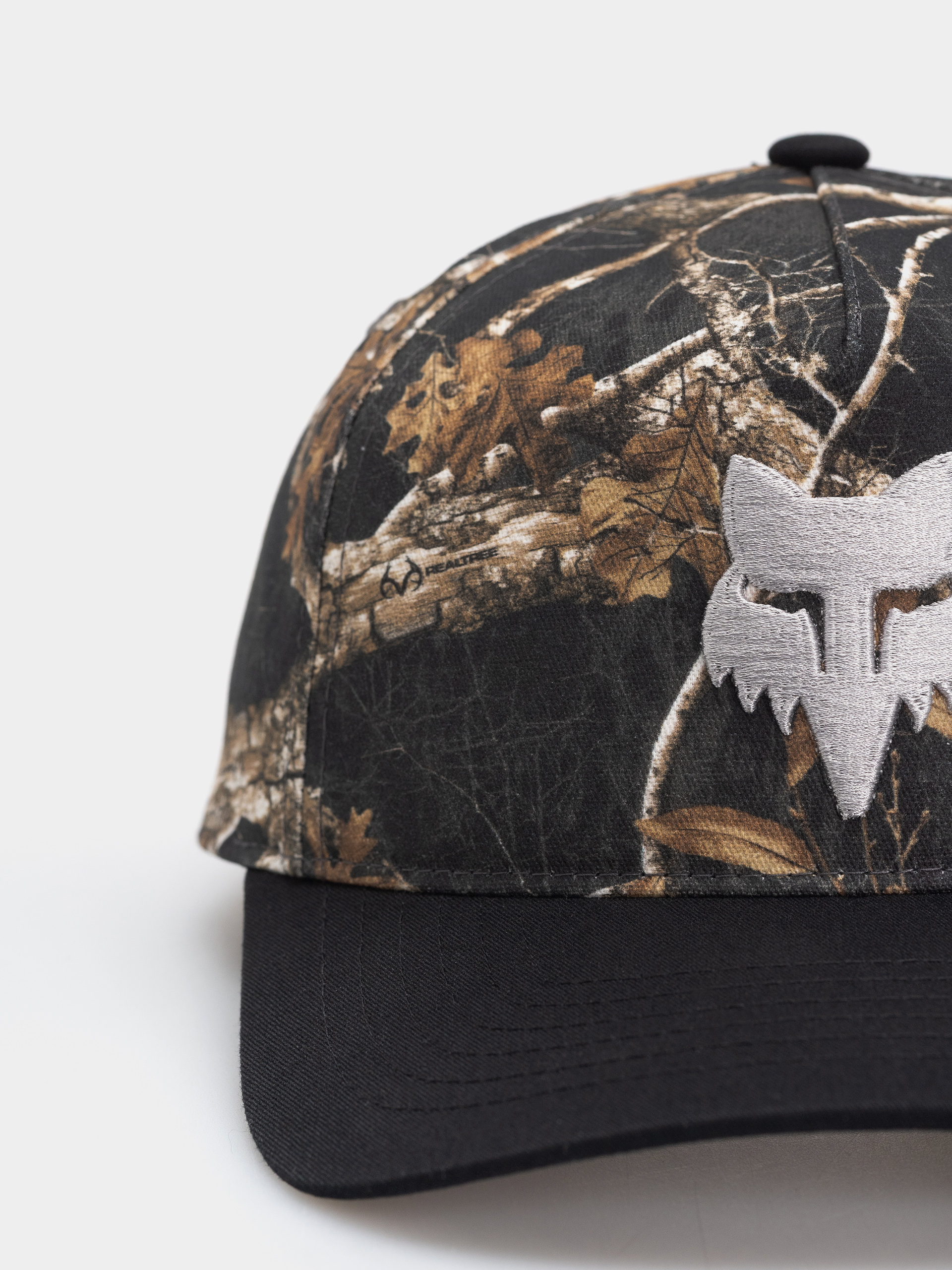 Шапка с козирка Fox Fox Realtree Subframe (black/multi)