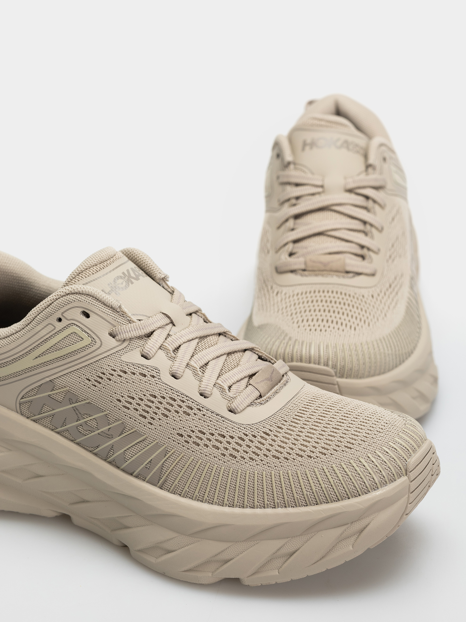 Обувки Hoka Bondi 7 Wmn (archival taupe/archival taupe)