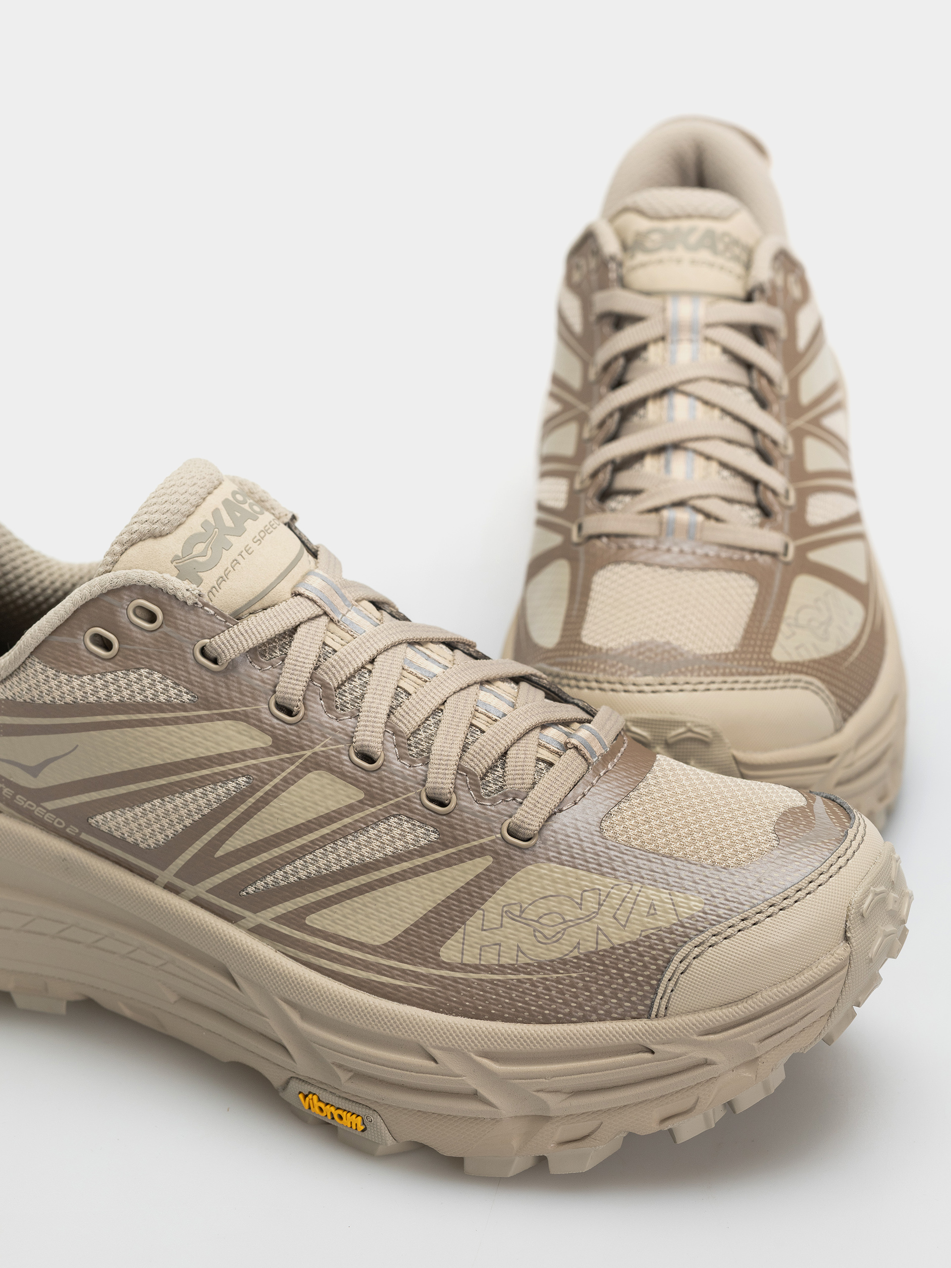 Обувки Hoka Mafate Speed 2 (archival taupe/archival taupe)