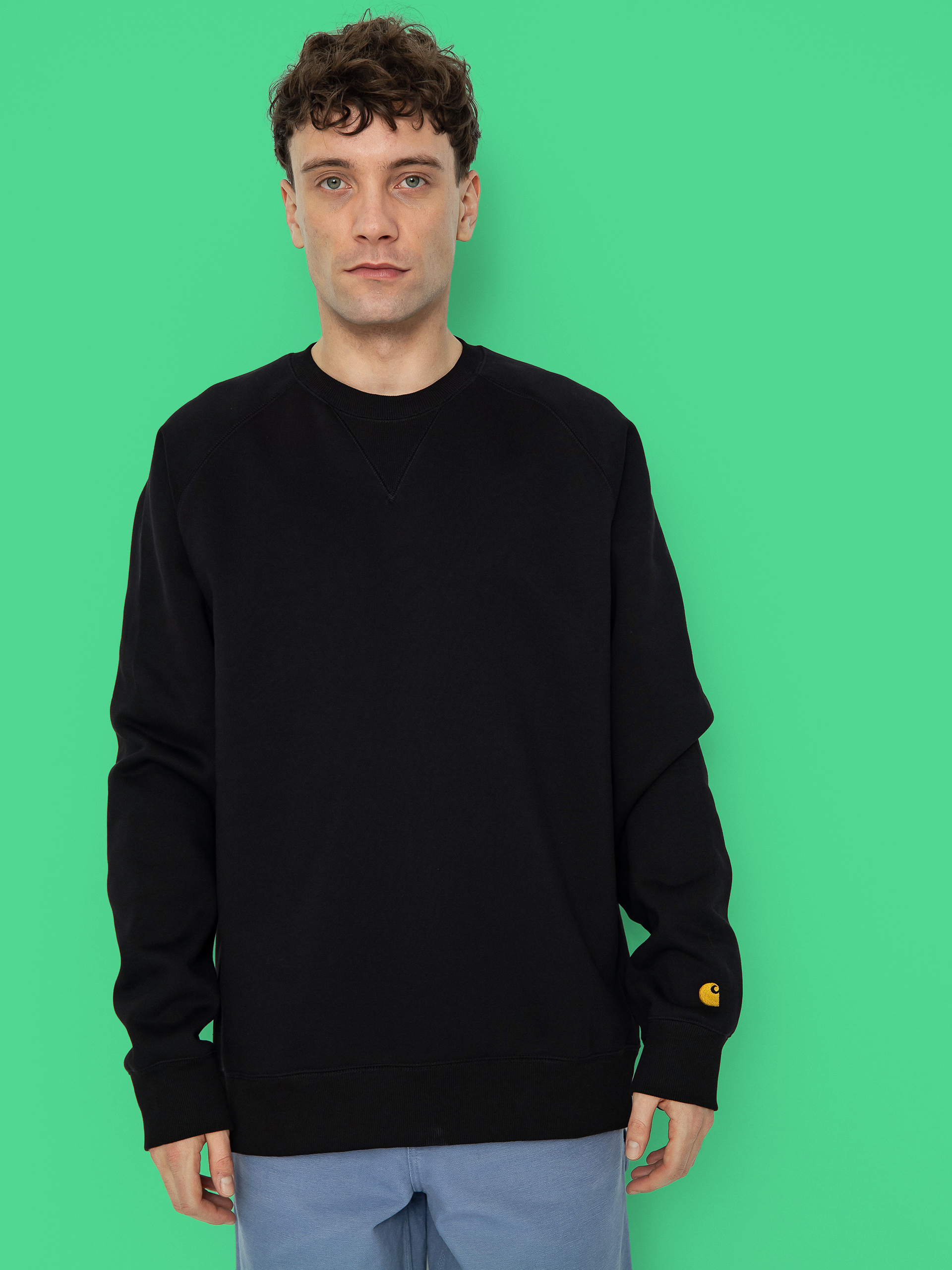 Суитшърт Carhartt WIP Chase (black/gold)
