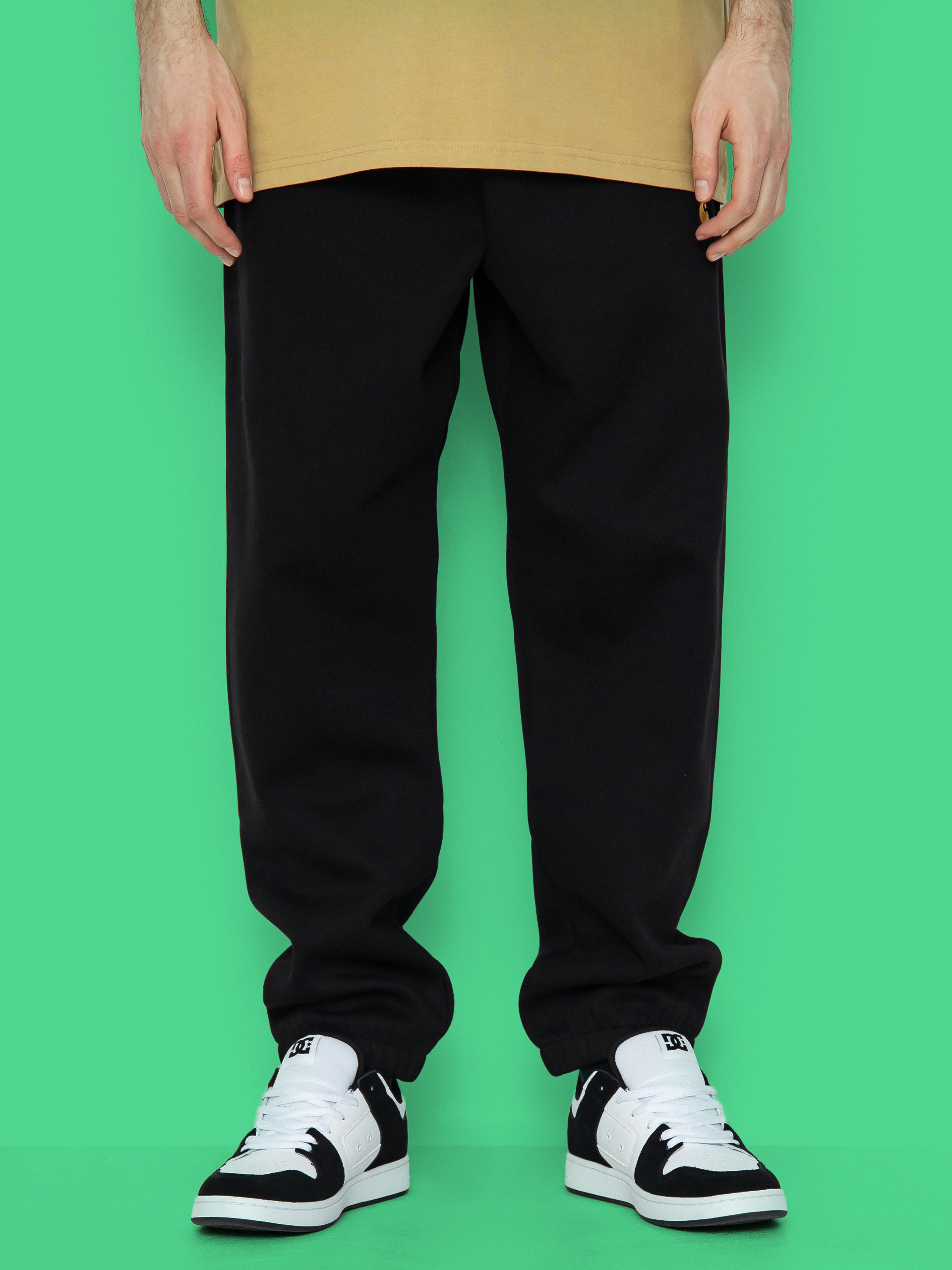Панталони Carhartt WIP Chase (black/gold)