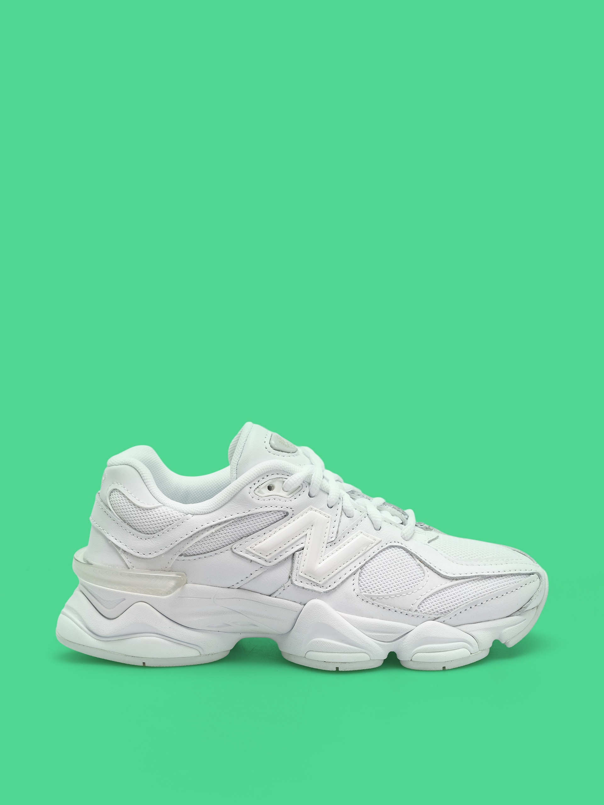 Обувки New Balance 9060