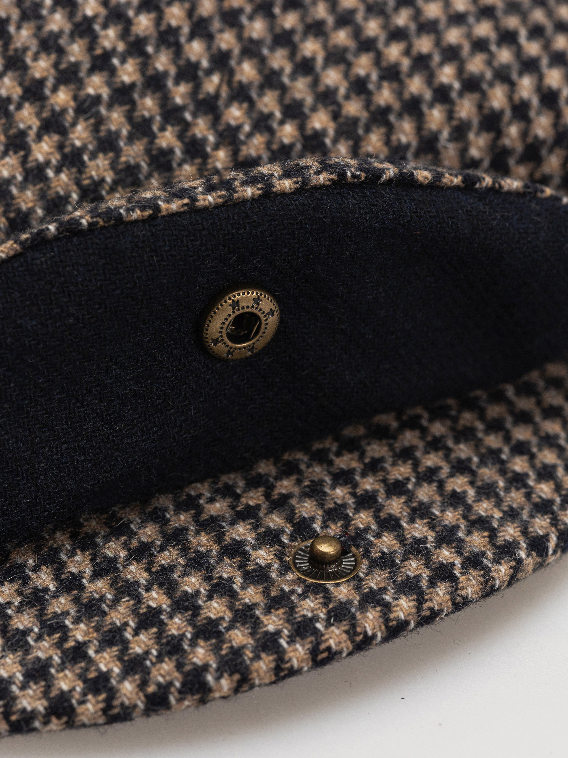 Каскет Brixton Hooligan Snap Cap (navy/sand houndstooth)