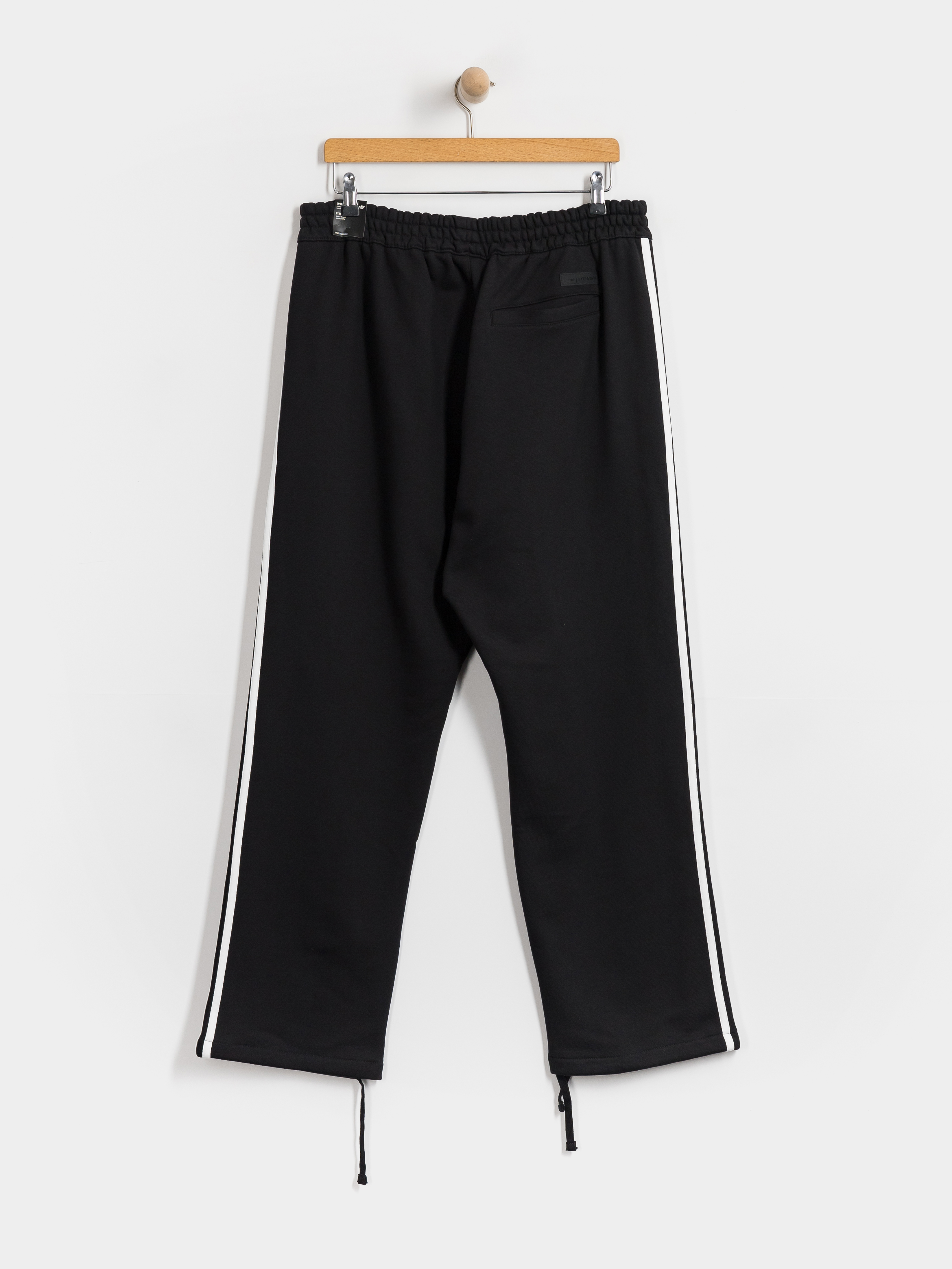 Панталони adidas Tyshawn Track (black/white)