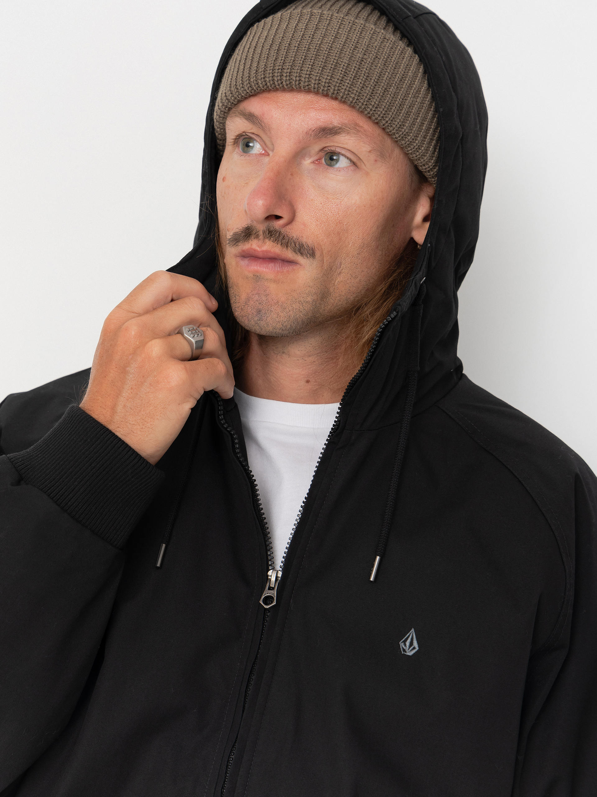 Яке Volcom Hernan 10K (black)