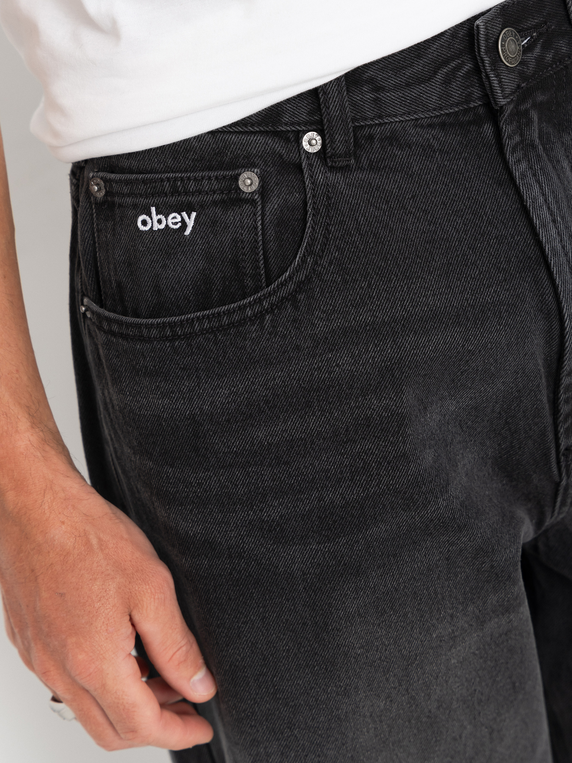 Панталони OBEY Bigwig Baggy Denim (heavy vintage black)