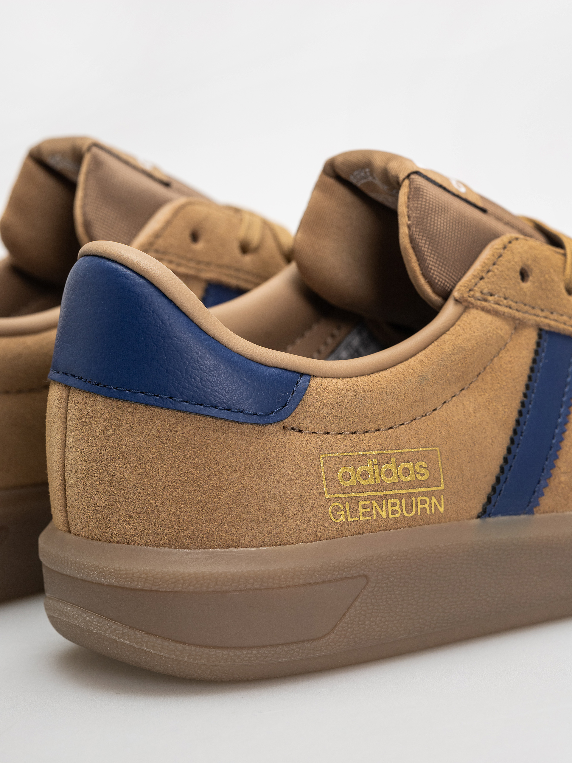 Обувки adidas Glenburn (cardbo/mutprp/gum5)