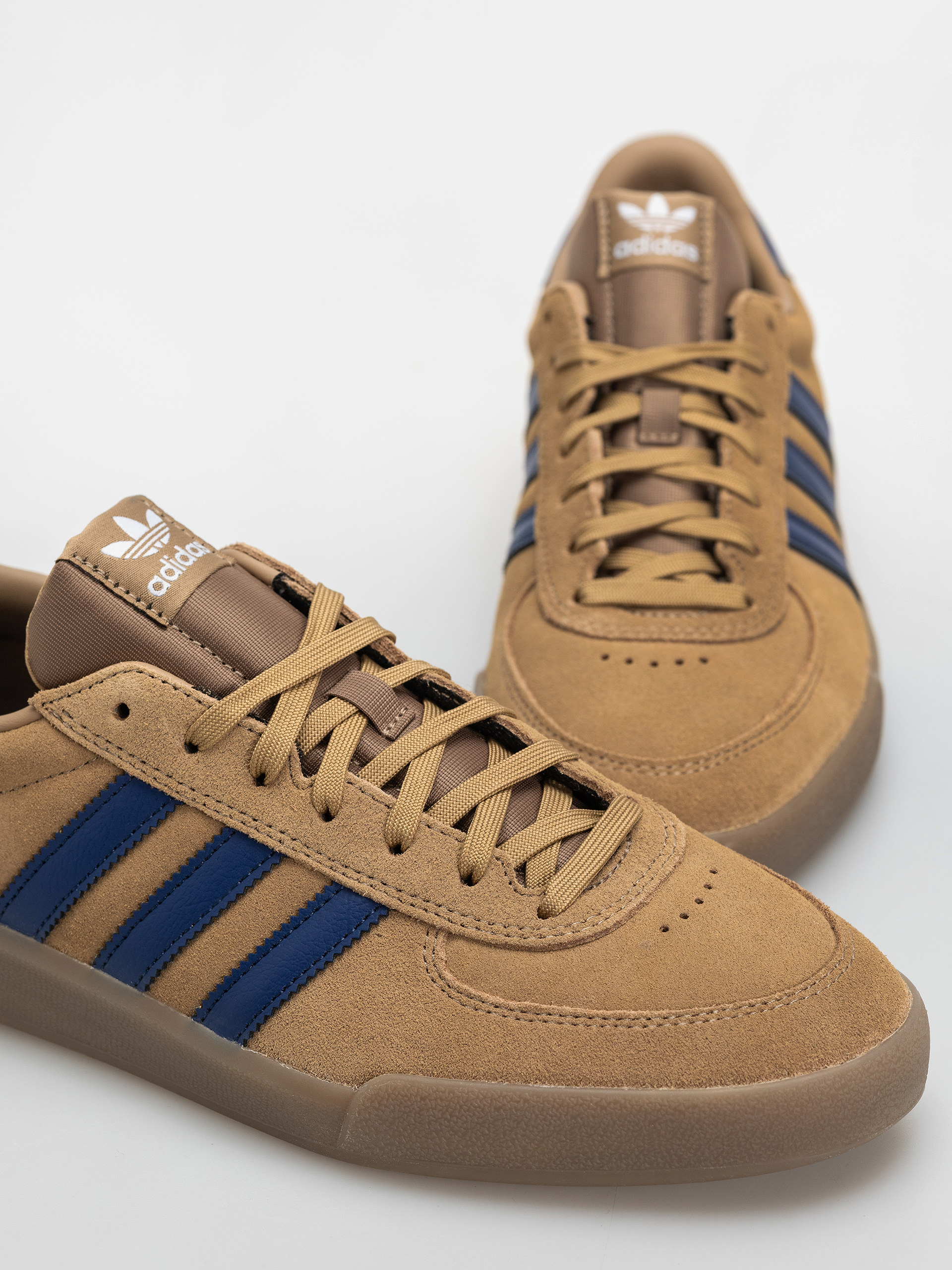 Обувки adidas Glenburn (cardbo/mutprp/gum5)