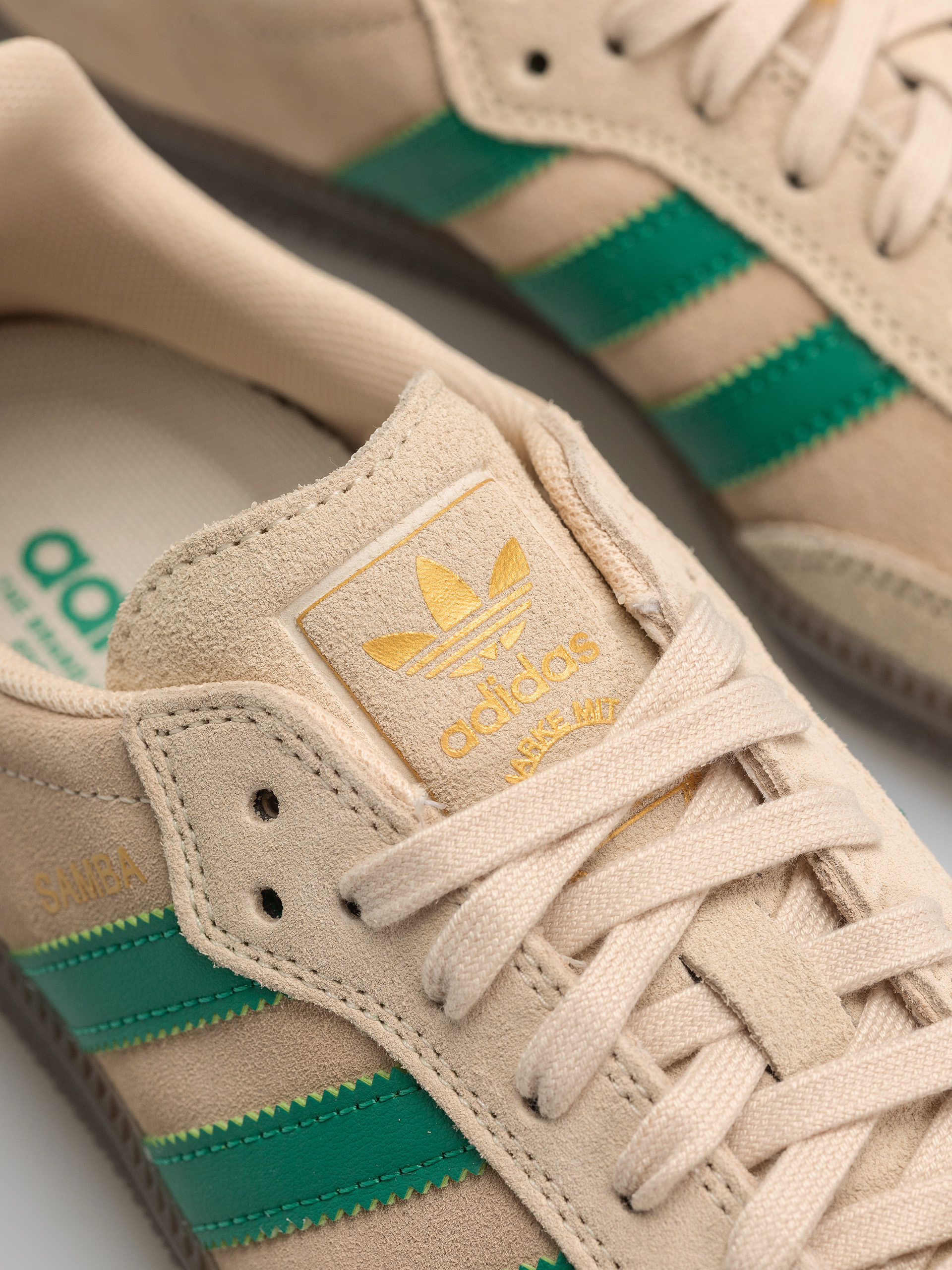 Обувки adidas Samba Adv (sanstr/cougrn/gum4)