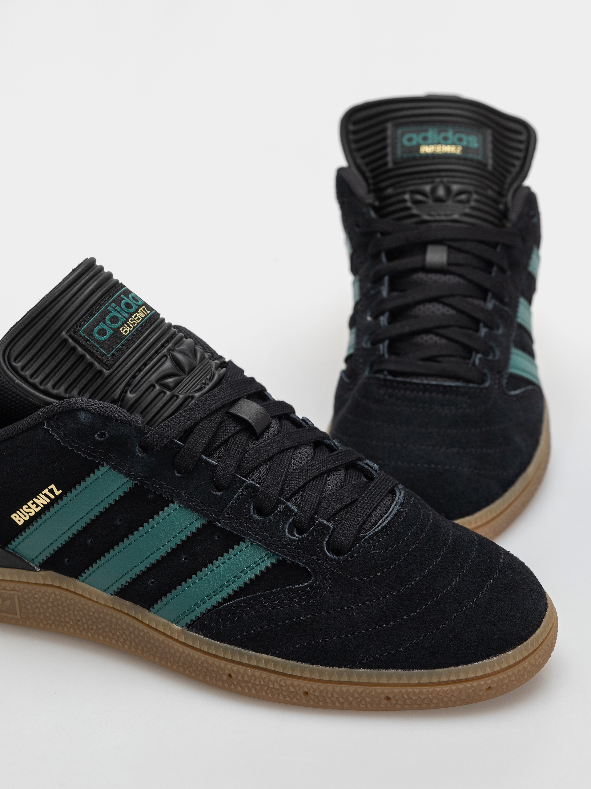 Обувки adidas Busenitz (cblack/cgreen/gum4)
