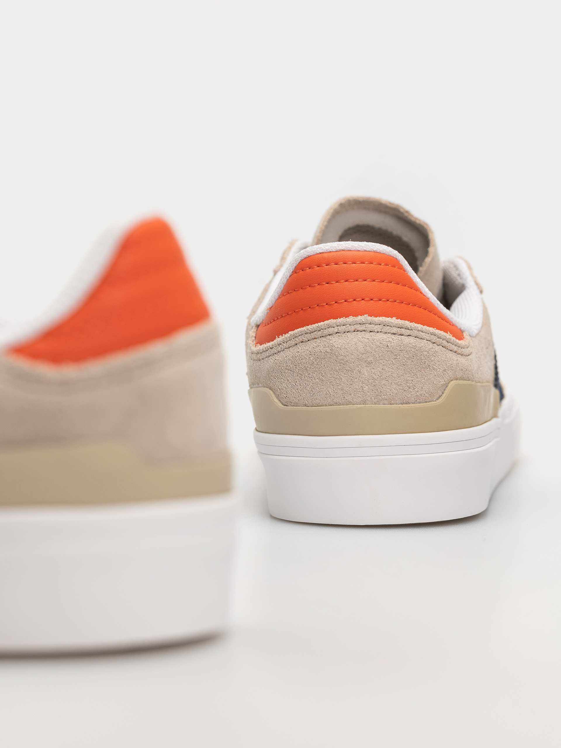 Обувки adidas Busenitz Vulc II (wonbei/dkblue/corang)