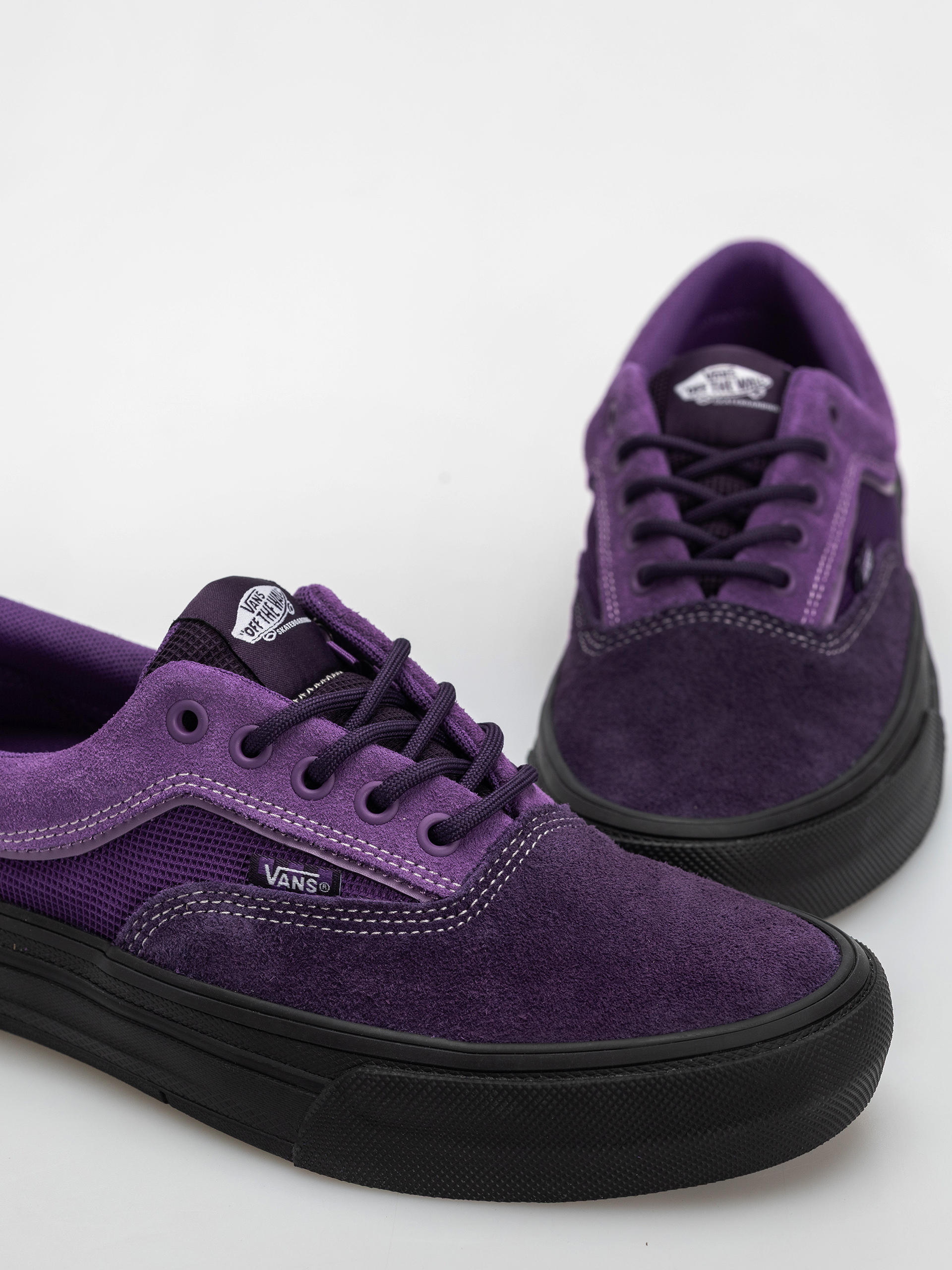 Обувки Vans Skate Era Wafflecup (matte purple/bl)