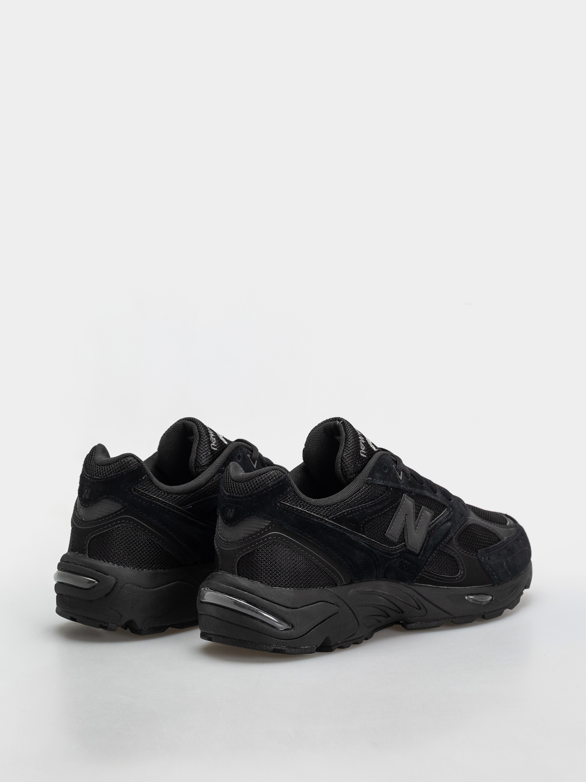 Обувки New Balance 880R (black/black)