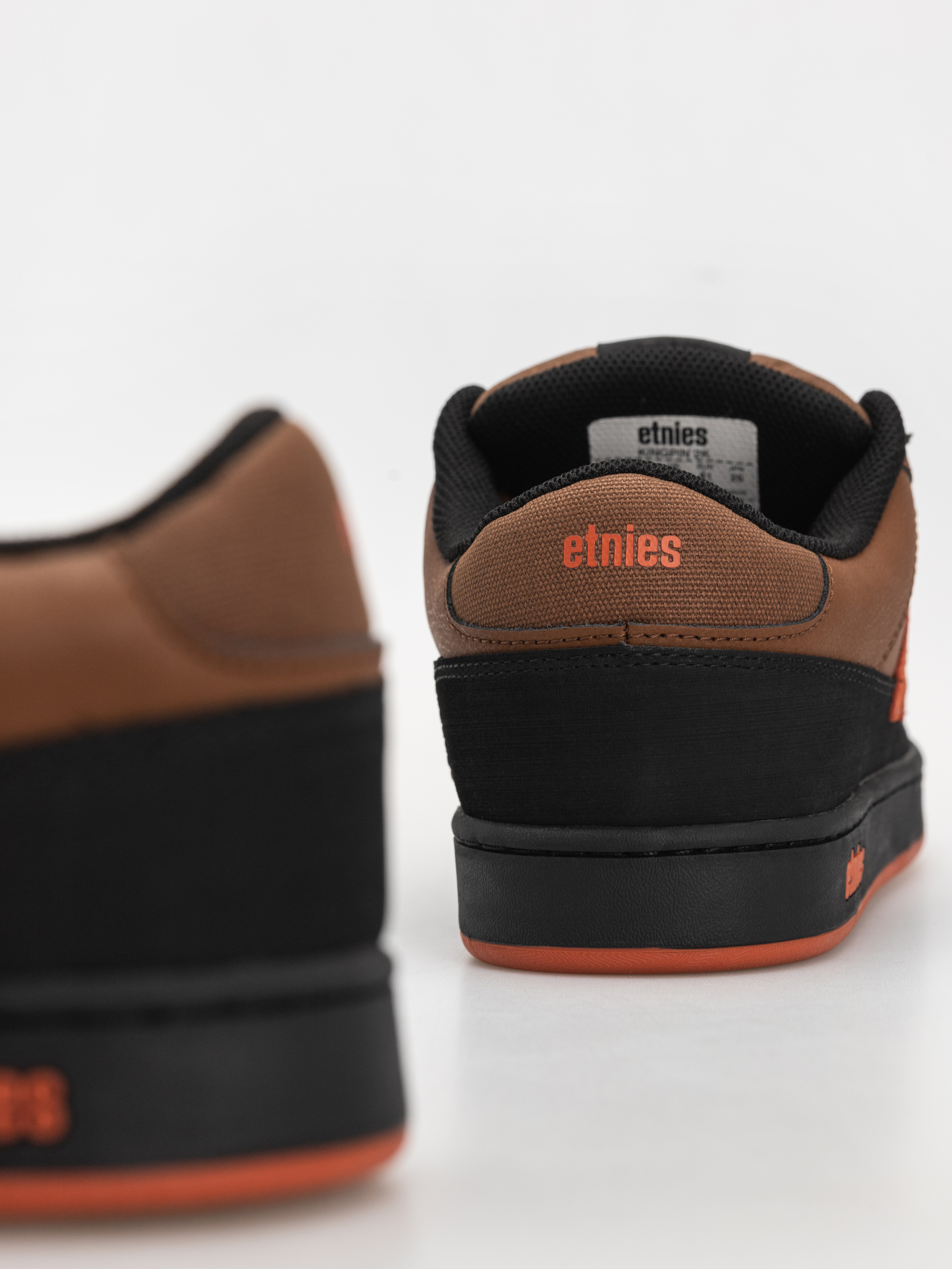 Обувки Etnies Kingpin 2K (black/brown)