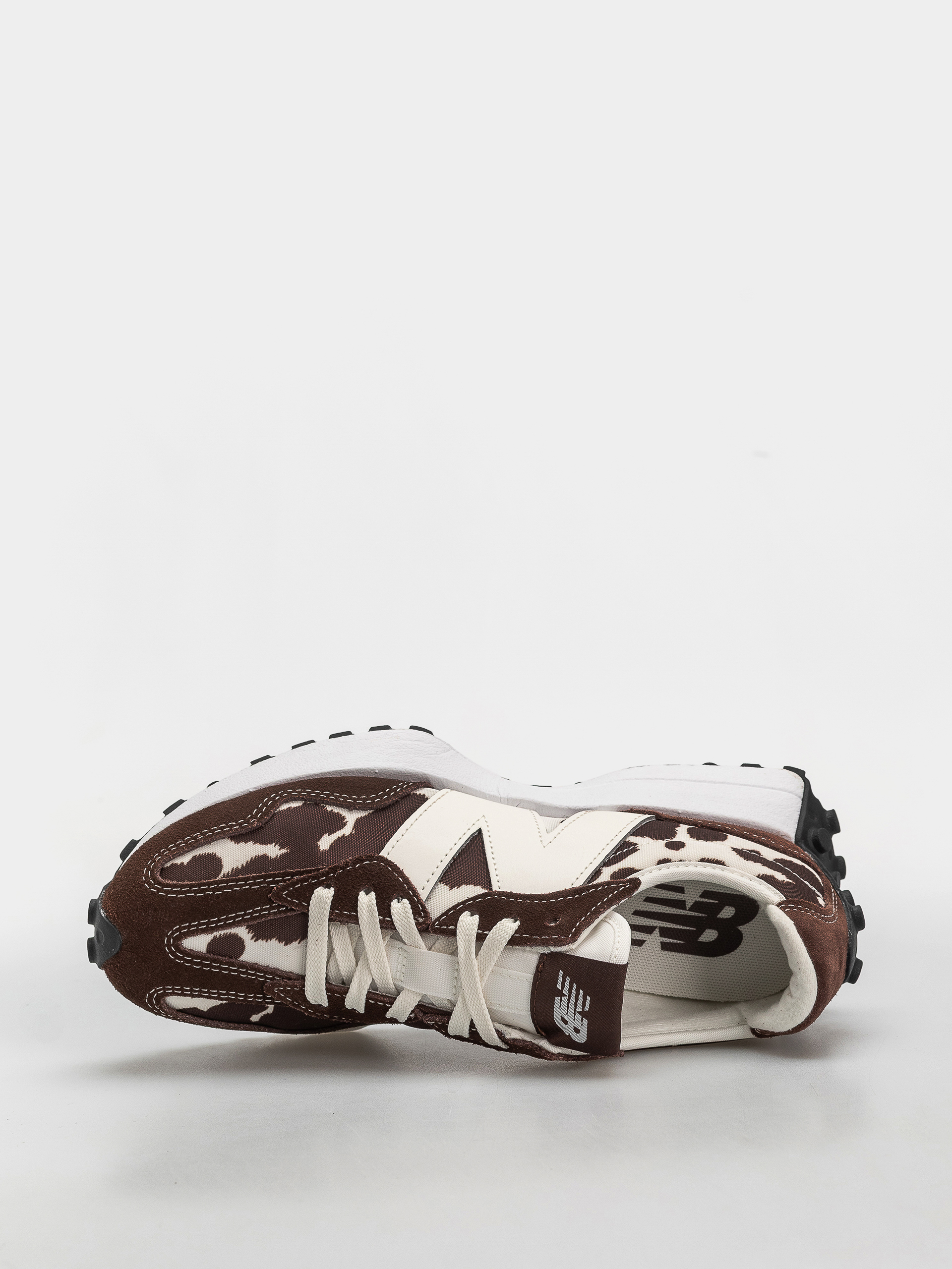 Обувки New Balance 327 Wmn (pumpernickel/sea salt)