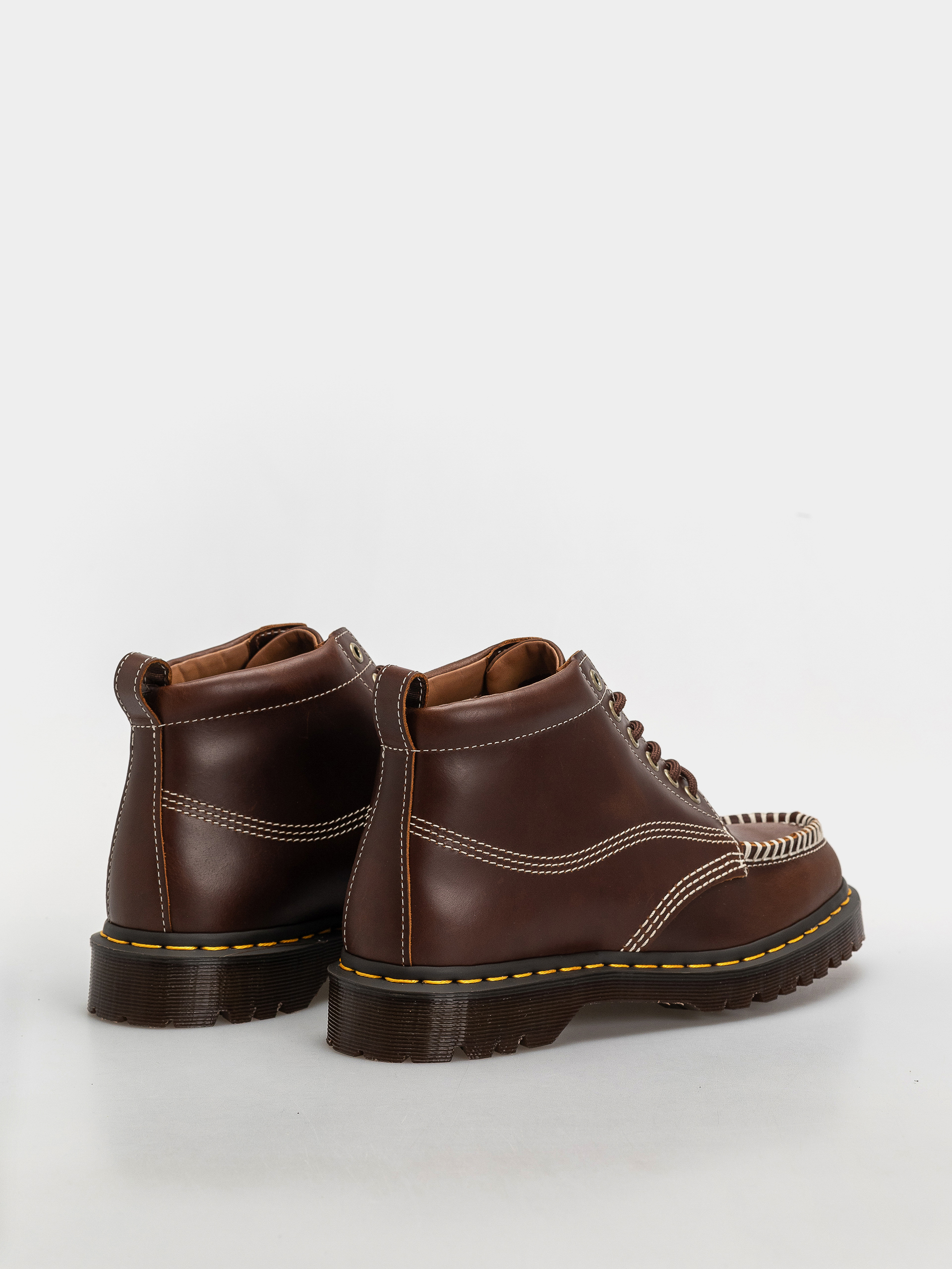 Обувки Dr. Martens Lowell Chukka (butterscotch)