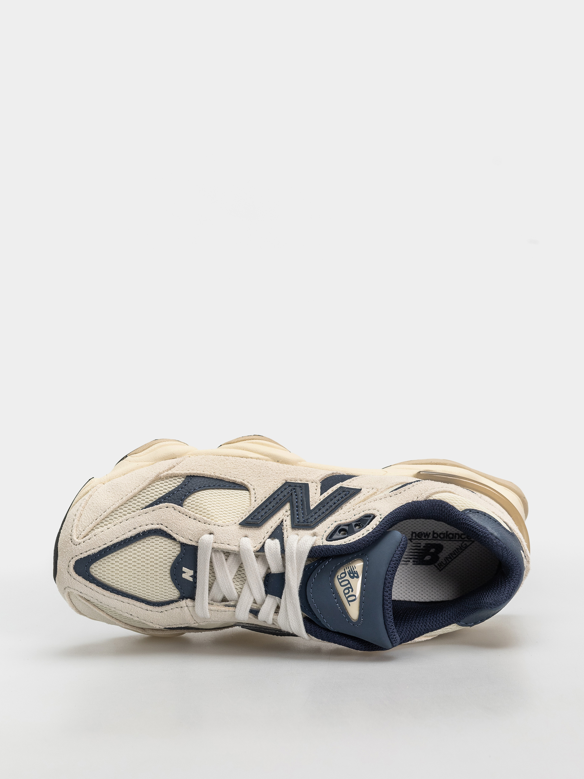 Обувки New Balance 9060 JR (nb navy/linen)
