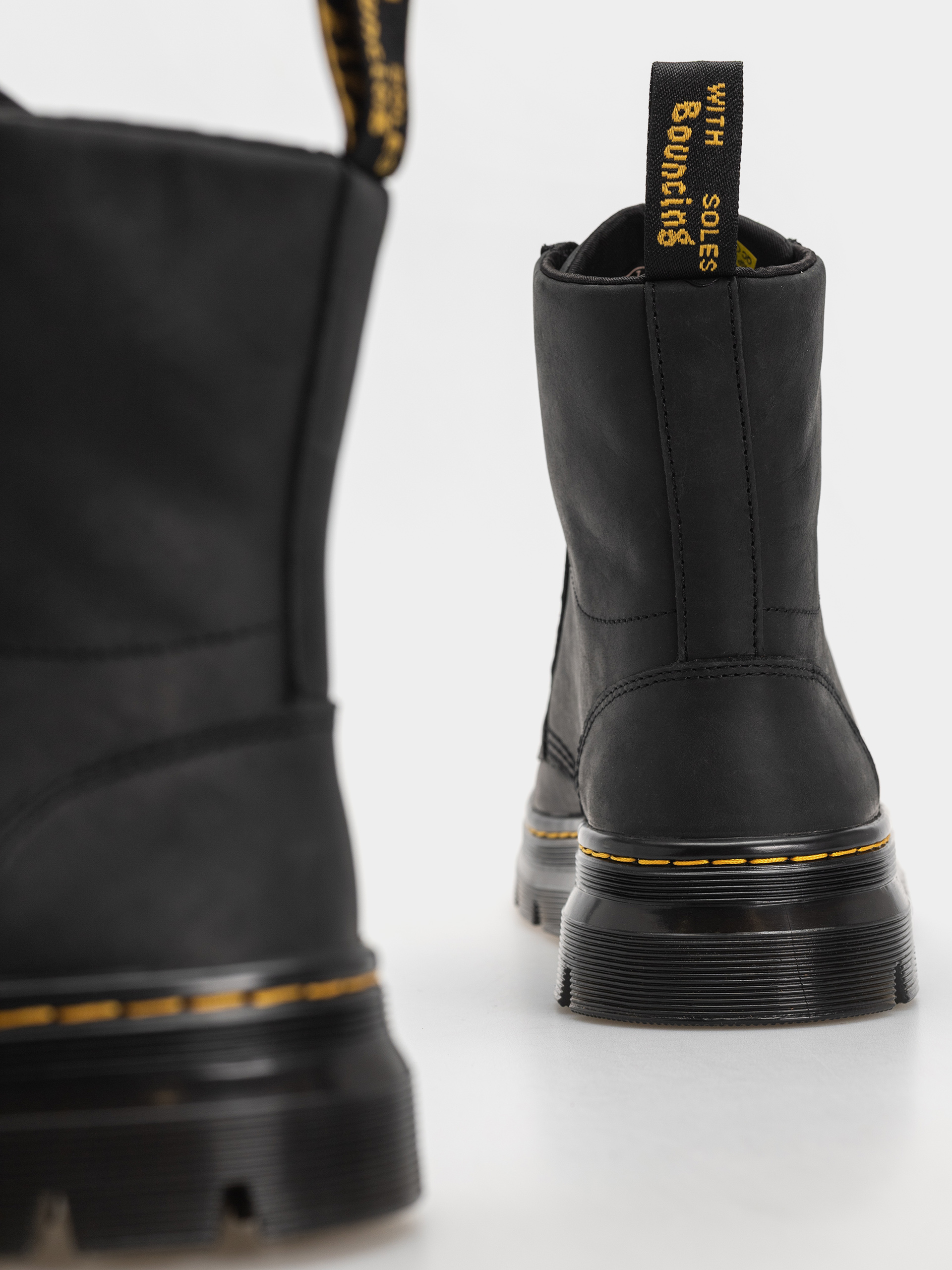 Обувки Dr. Martens Combs Leather (black)