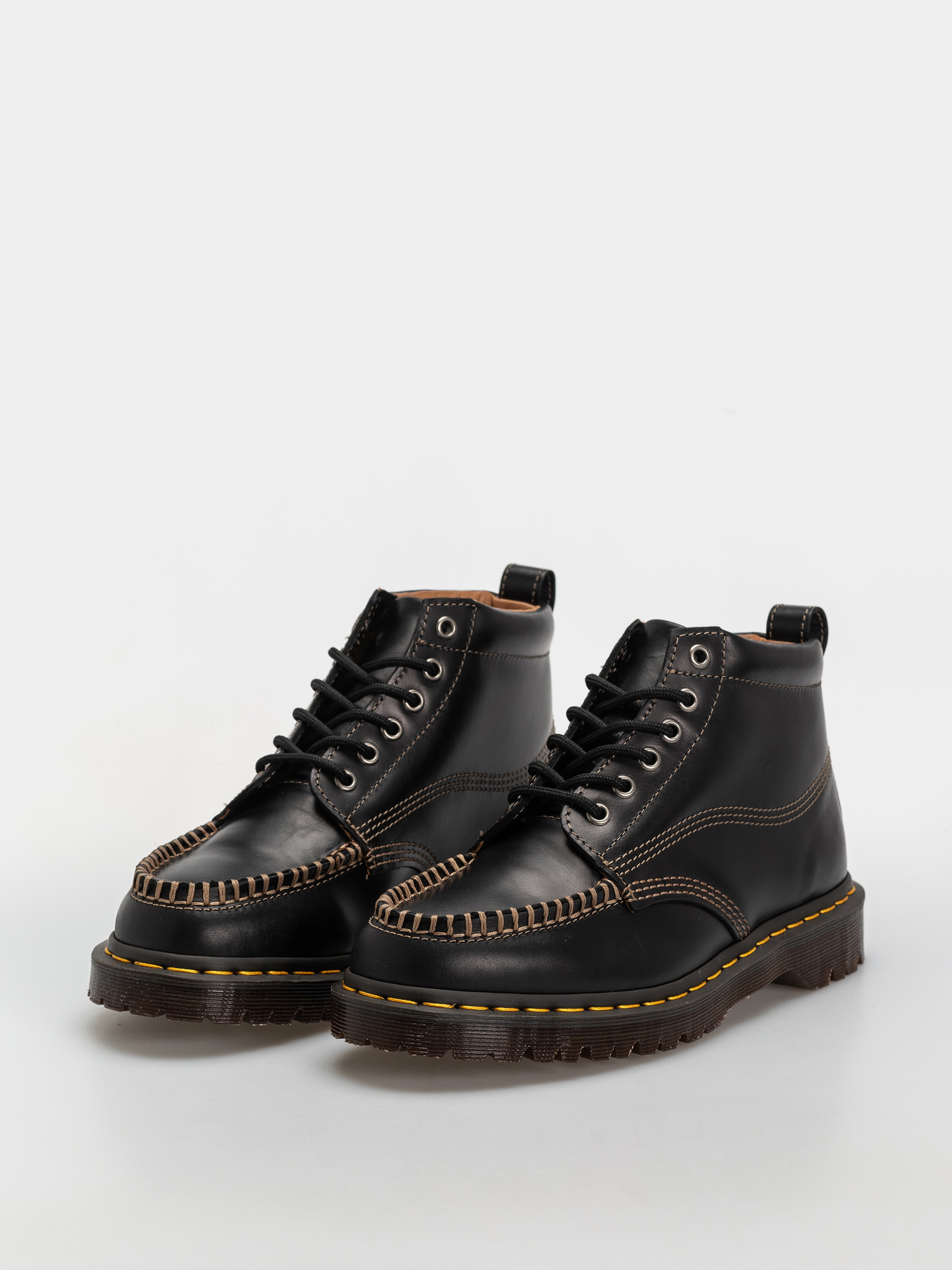 Обувки Dr. Martens Lowell Chukka (black )
